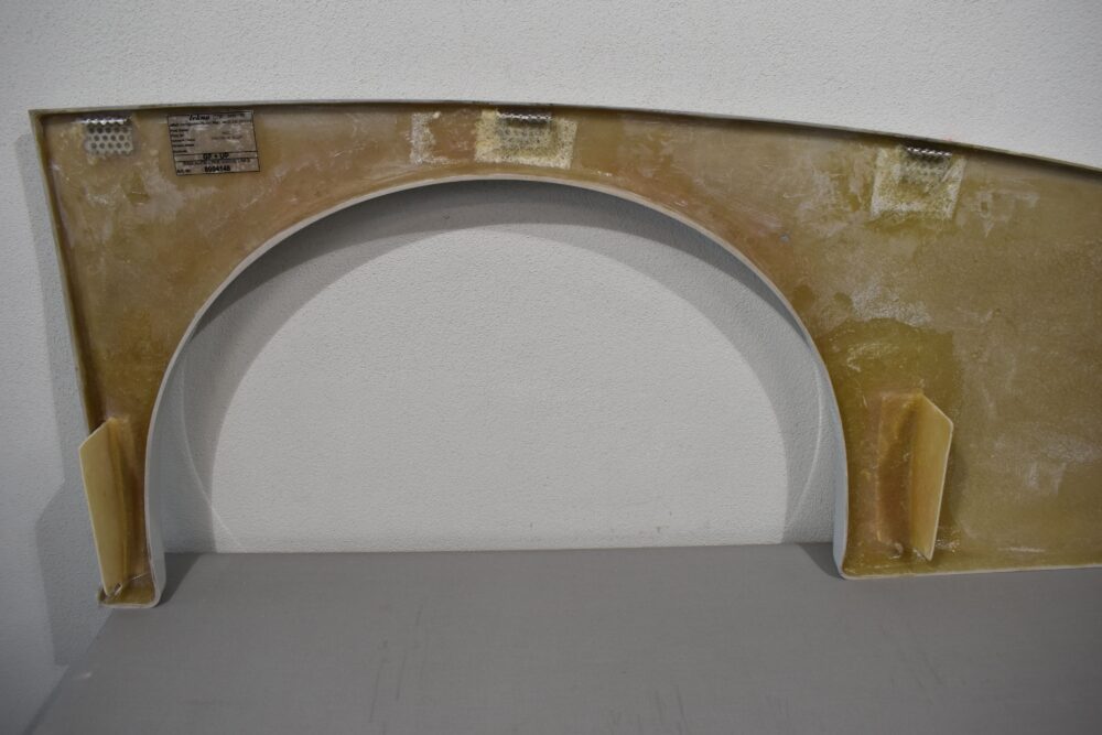 Niesmann und Bischoff Radlaufblende vorne links 1625x601x59 – Bild 10