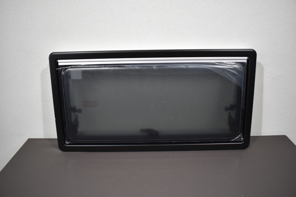 Carbest Ausstellfenster mit Innenrahmen 900x450mm – Bild 2