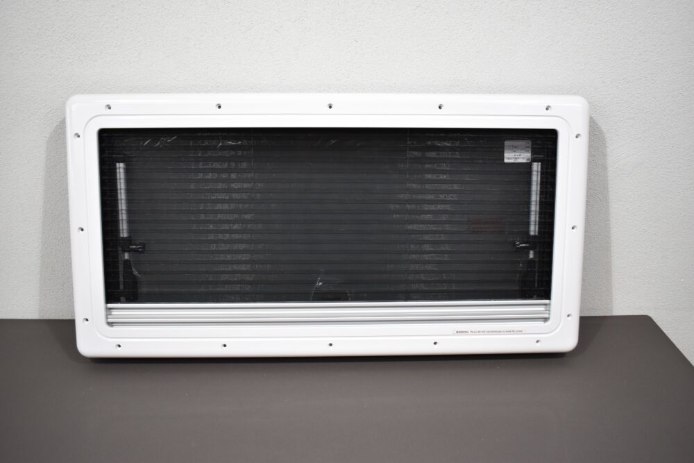 Carbest Ausstellfenster mit Innenrahmen 900x450mm – Bild 6