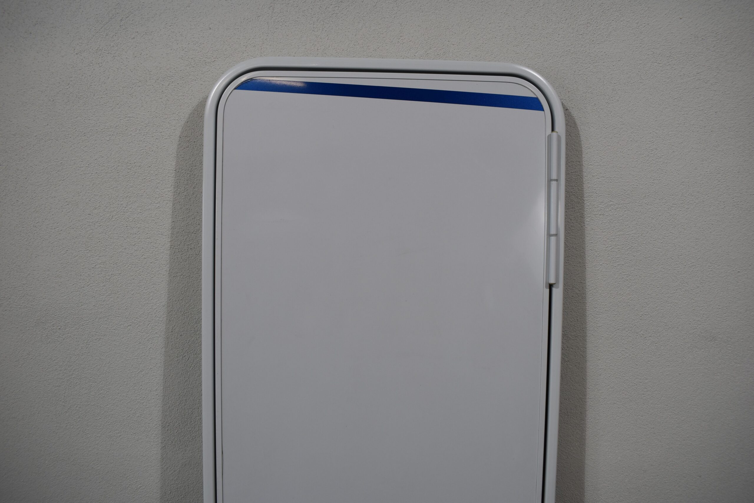 Aufbautür mit Rahmen; weiß / blau; 1970x625mm – Bild 3