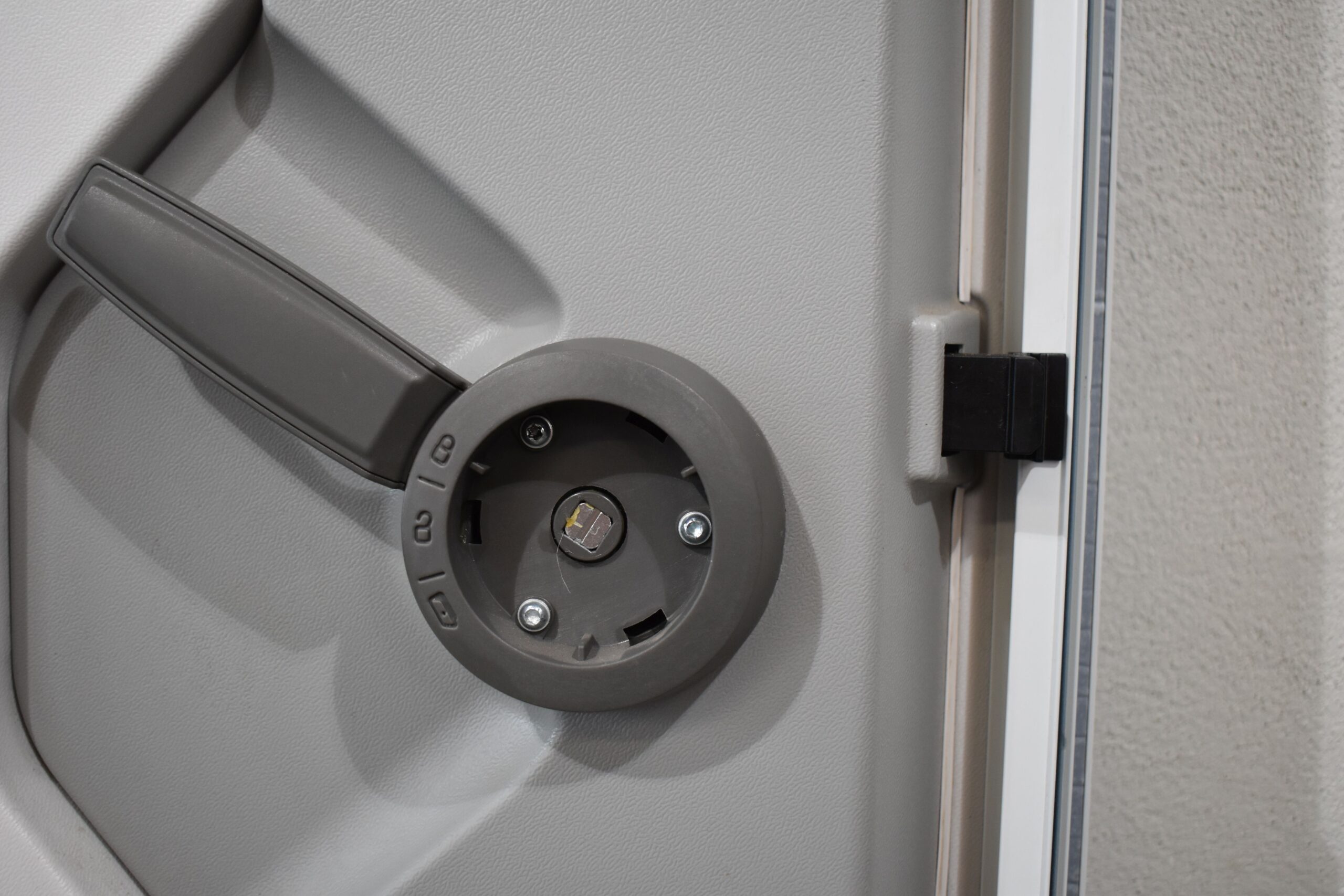 Aufbautür mit Rahmen; weiß / blau; 1970x625mm – Bild 15