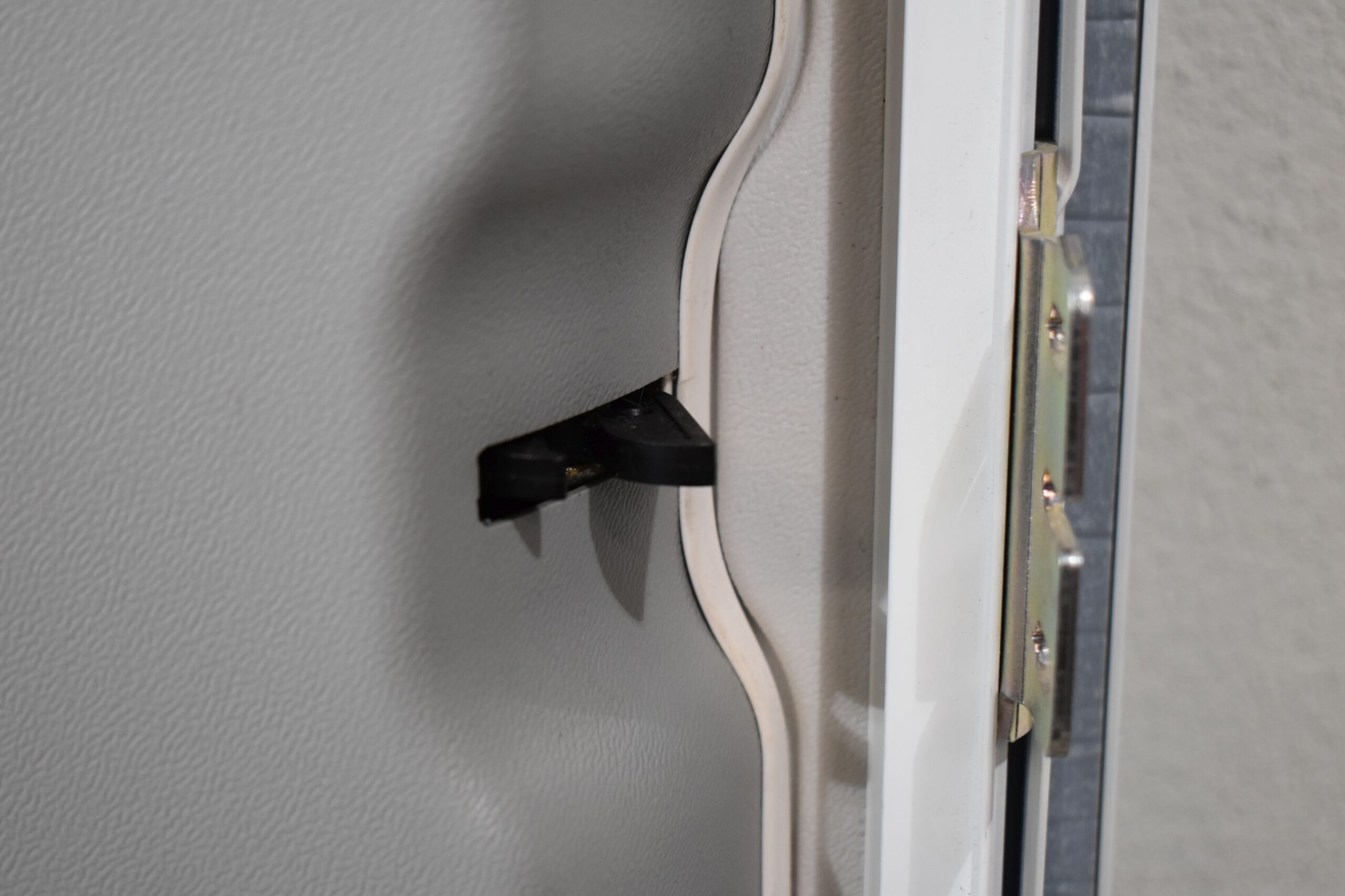 Aufbautür mit Rahmen; weiß / blau; 1970x625mm – Bild 16