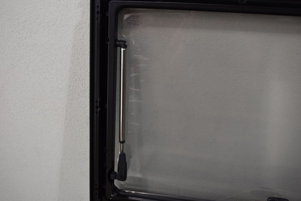 Dometic S4 Ausstellfenster mit Innenrahmen 1450x550mm – Bild 11