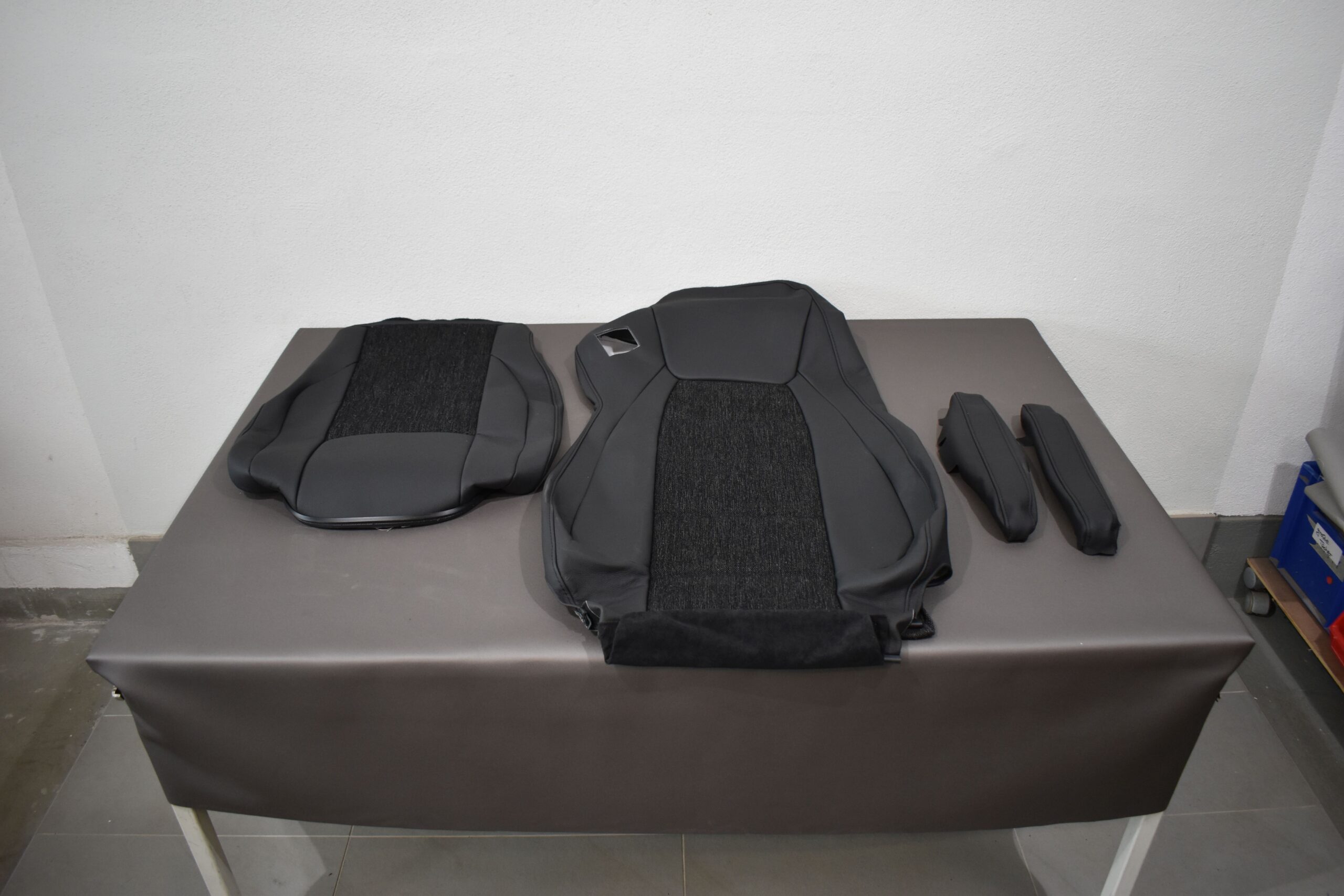 Isri Sitzbezug Beifahrerseite