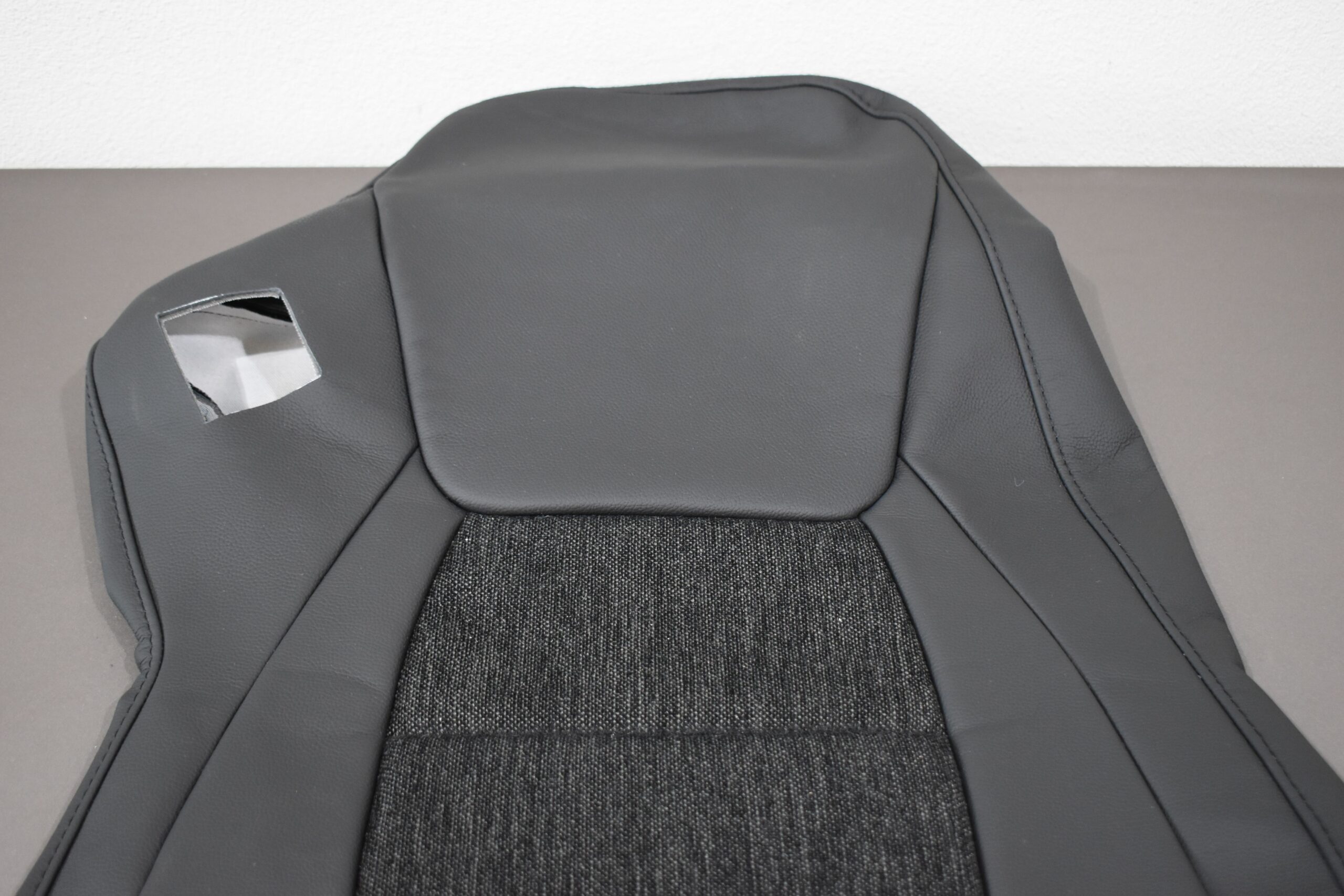 Isri Sitzbezug Beifahrerseite – Bild 10