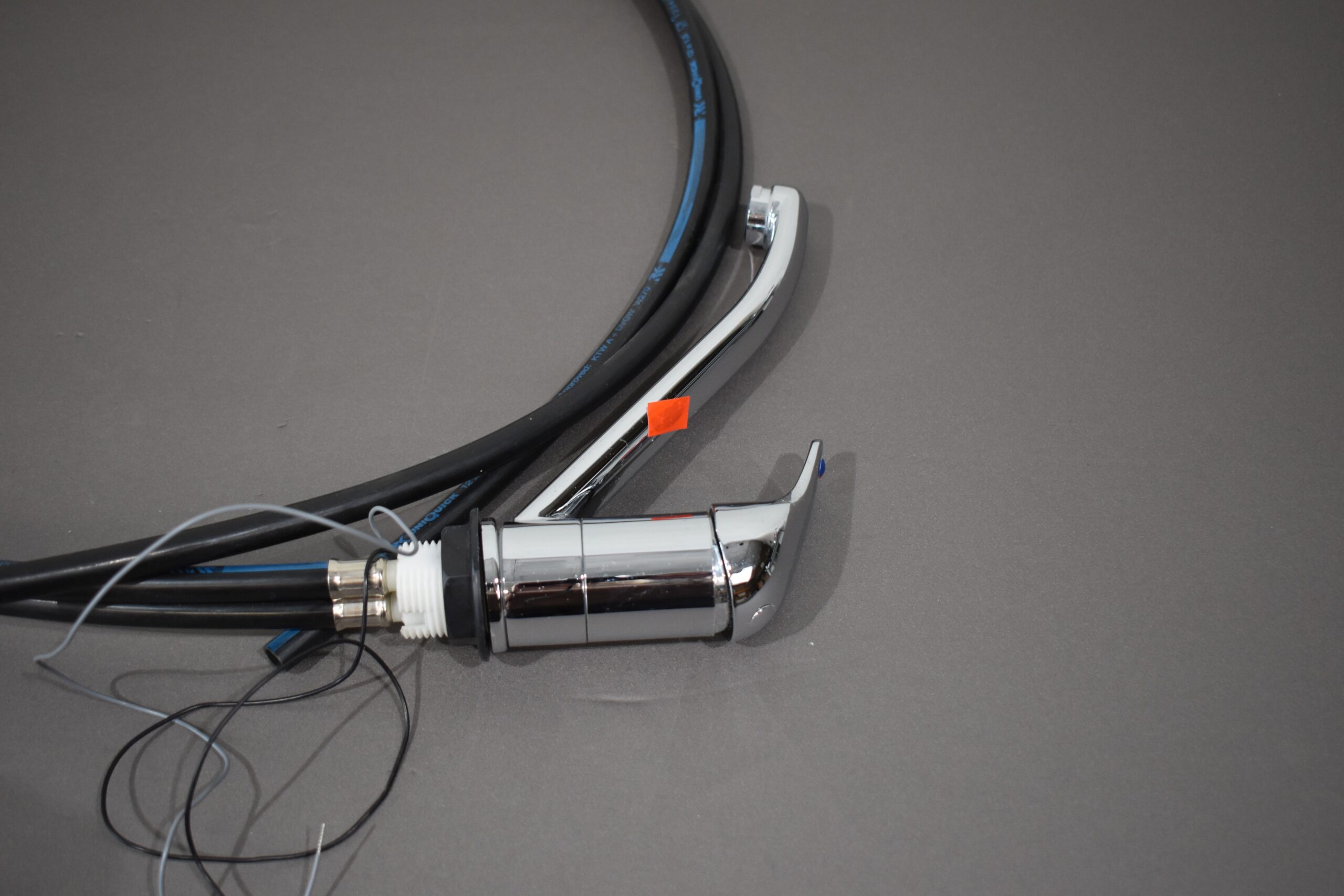 Einhebelmischbatterie mit Mikroschalter – Bild 3