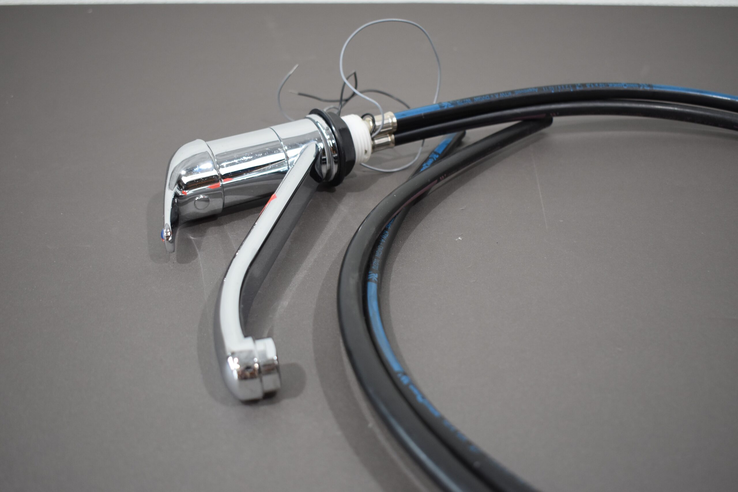 Einhebelmischbatterie mit Mikroschalter – Bild 5