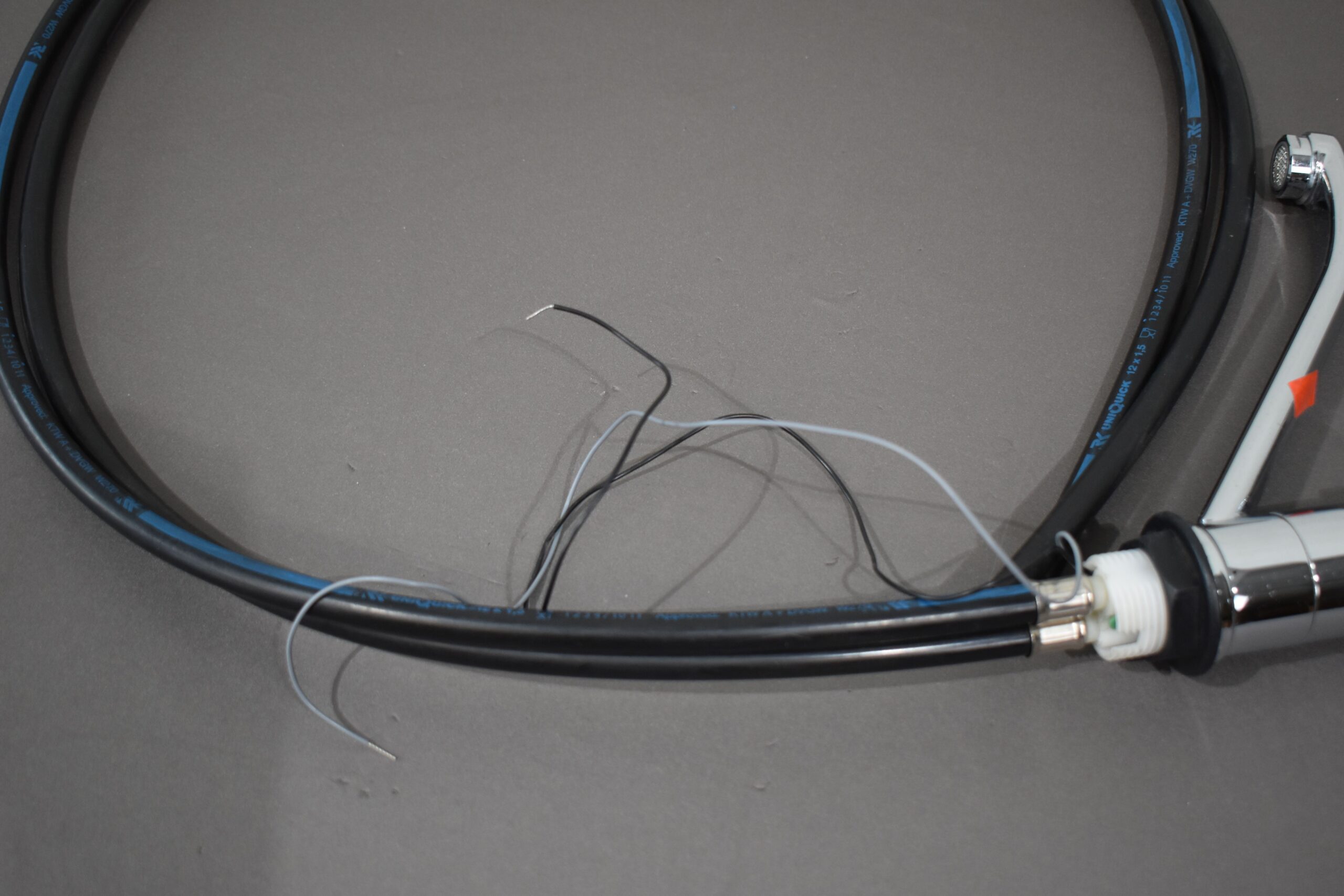 Einhebelmischbatterie mit Mikroschalter – Bild 8