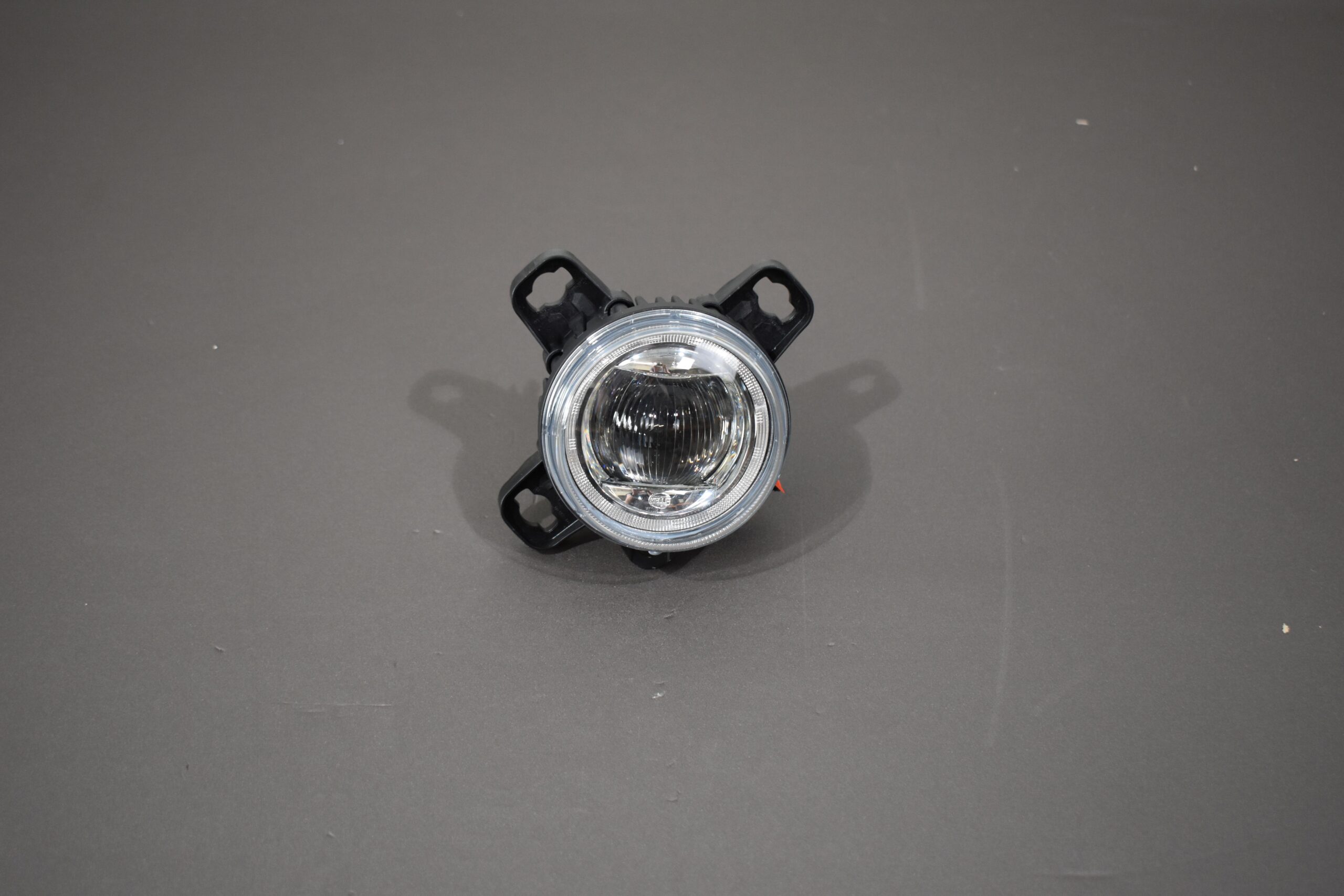 Hella LED Fernscheinwerfer / Fernlicht – Bild 2