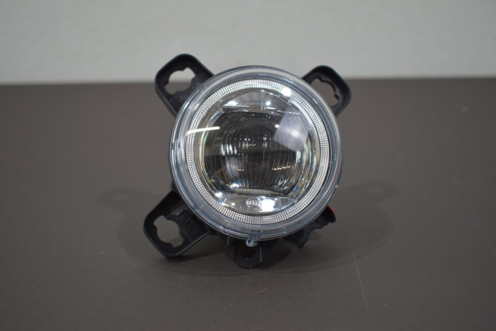 Hella LED Fernscheinwerfer / Fernlicht – Bild 3