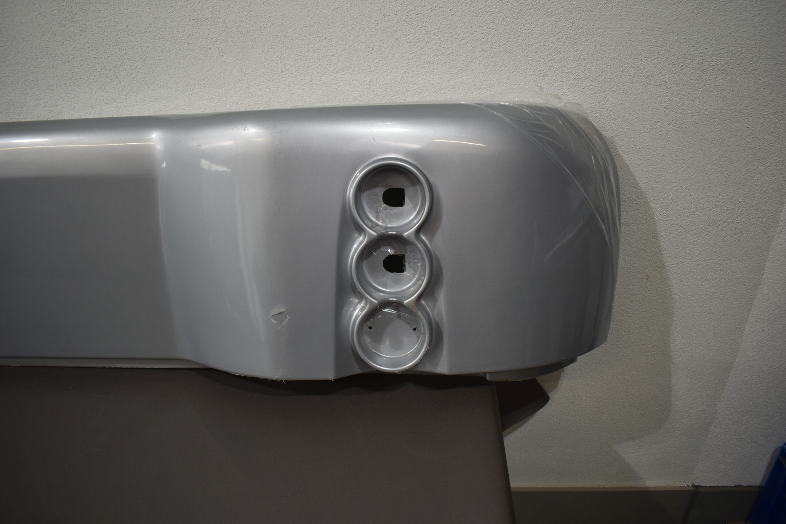 Eura Mobil Heckholm MT 1 unten rechts; 1730x395mm – Bild 3