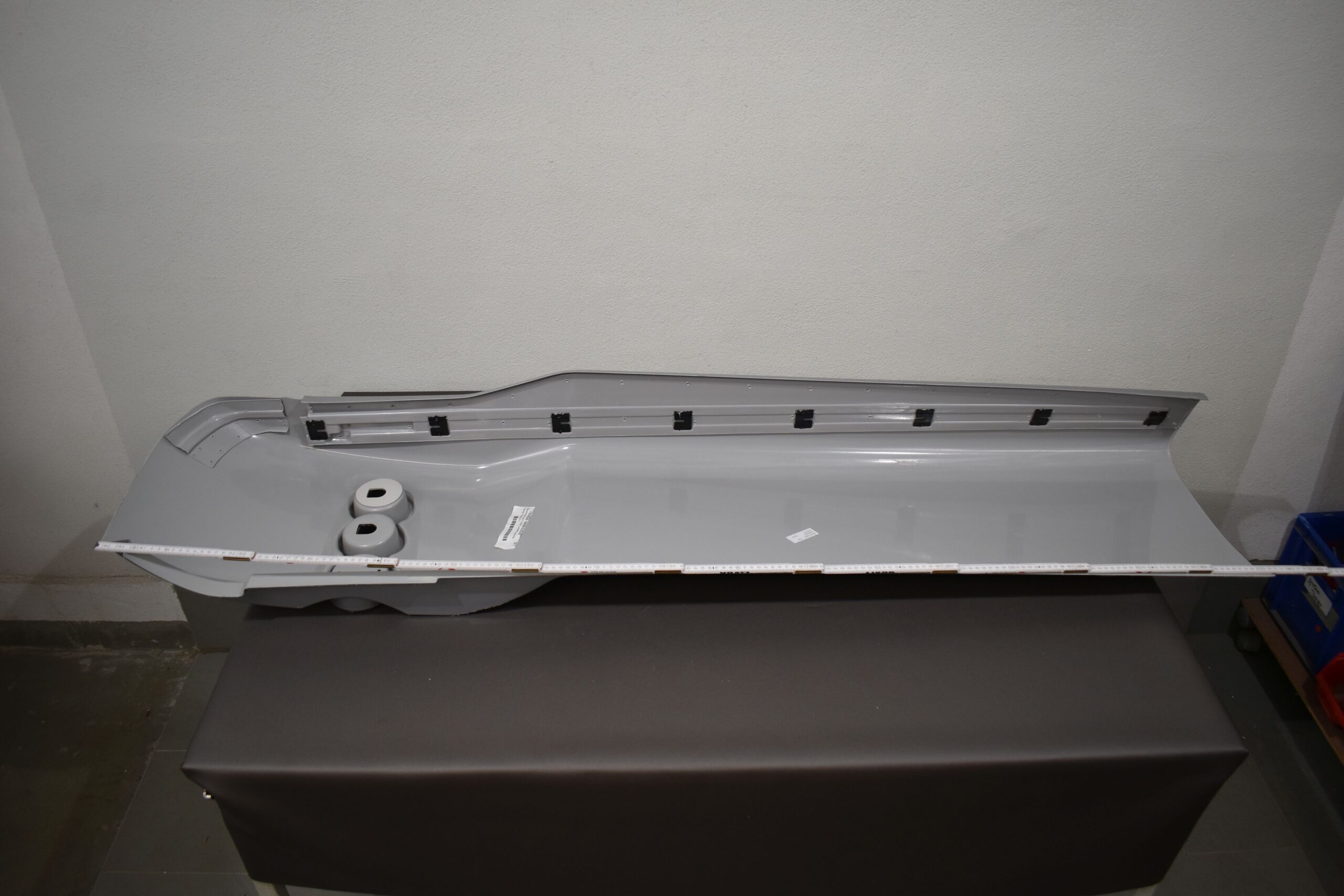 Eura Mobil Heckholm MT 1 unten rechts; 1730x395mm – Bild 13