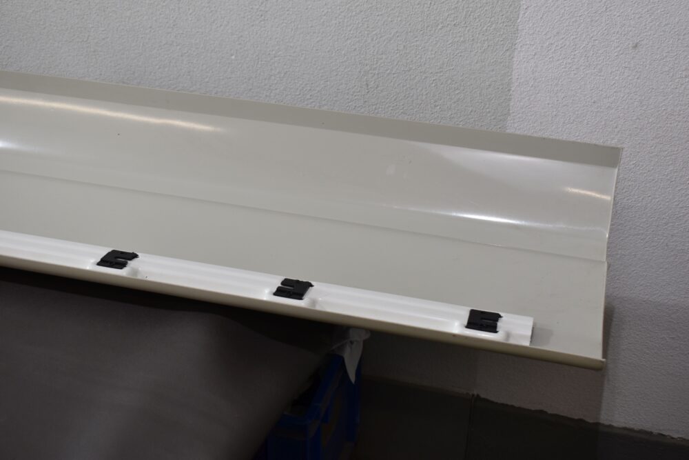 Eura Mobil Verkleidungsteil 2610x330mm – Bild 8