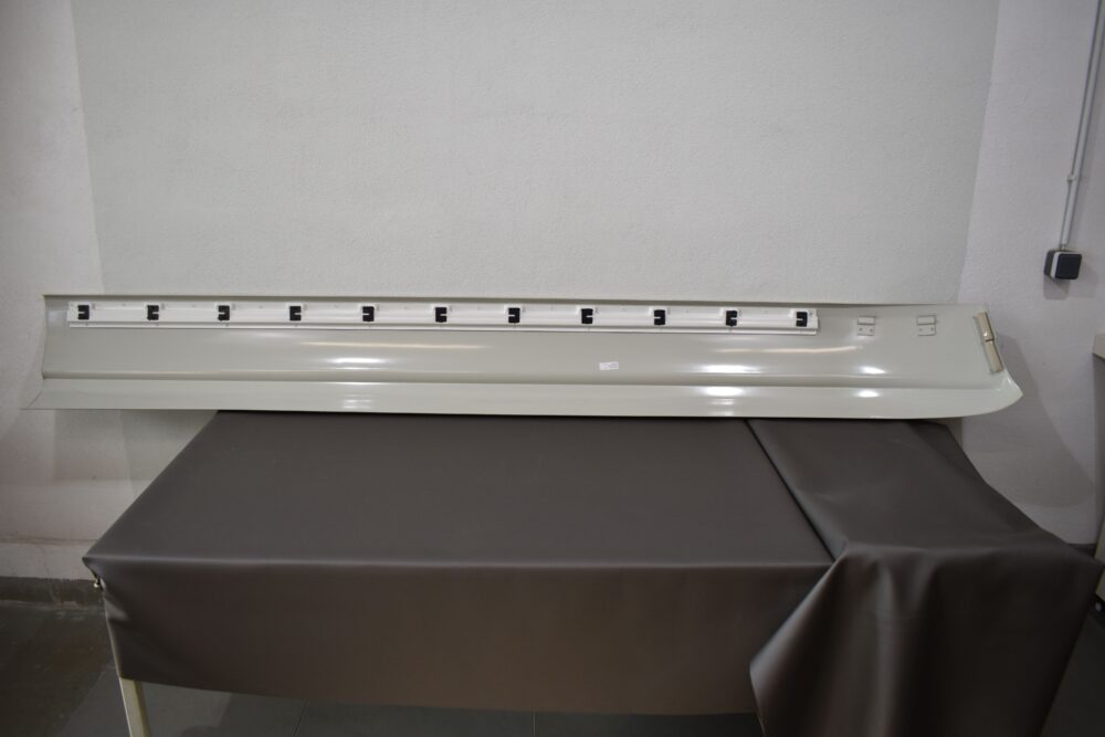Eura Mobil Verkleidungsteil 2610x330mm – Bild 10
