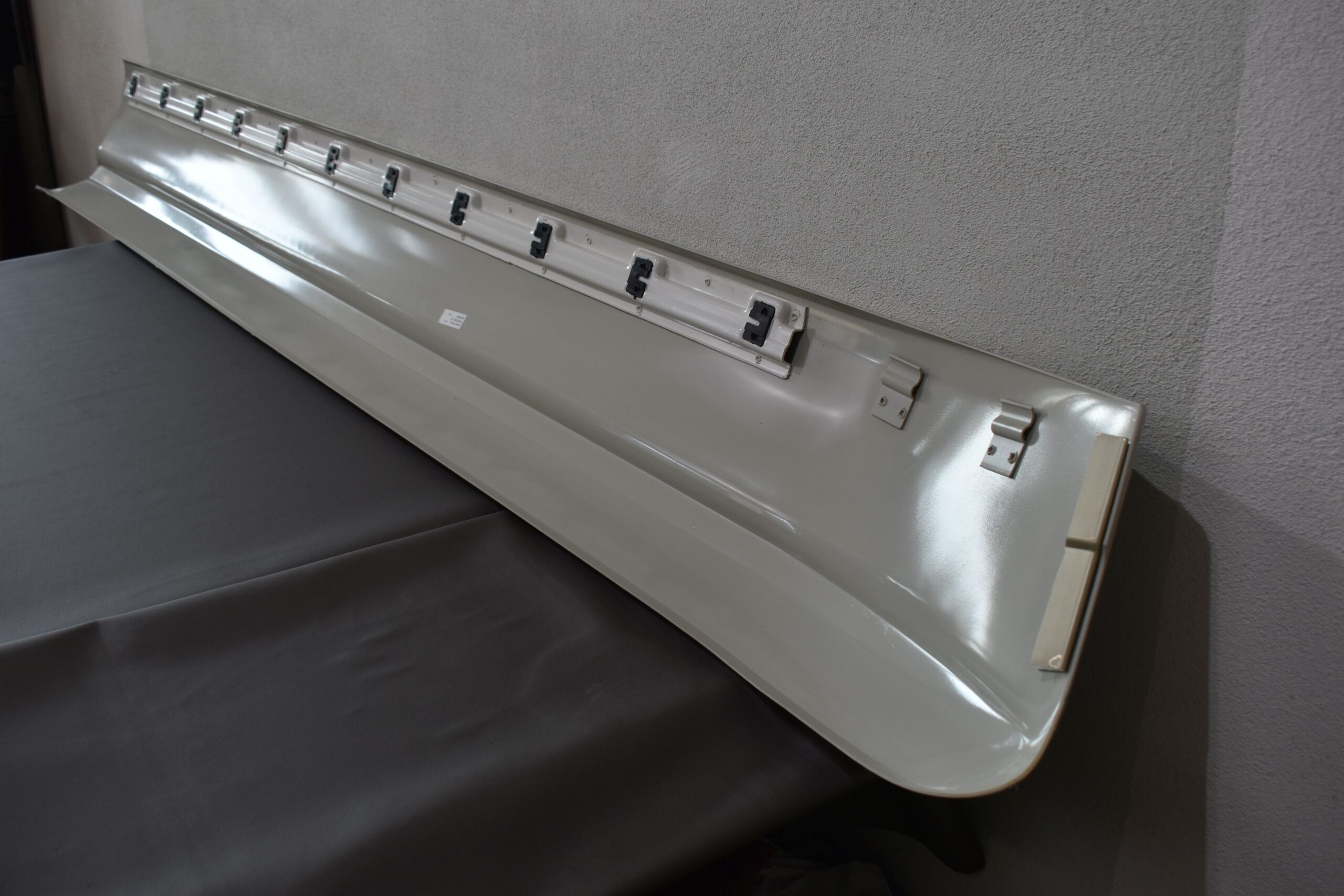 Eura Mobil Verkleidungsteil 2610x330mm – Bild 12