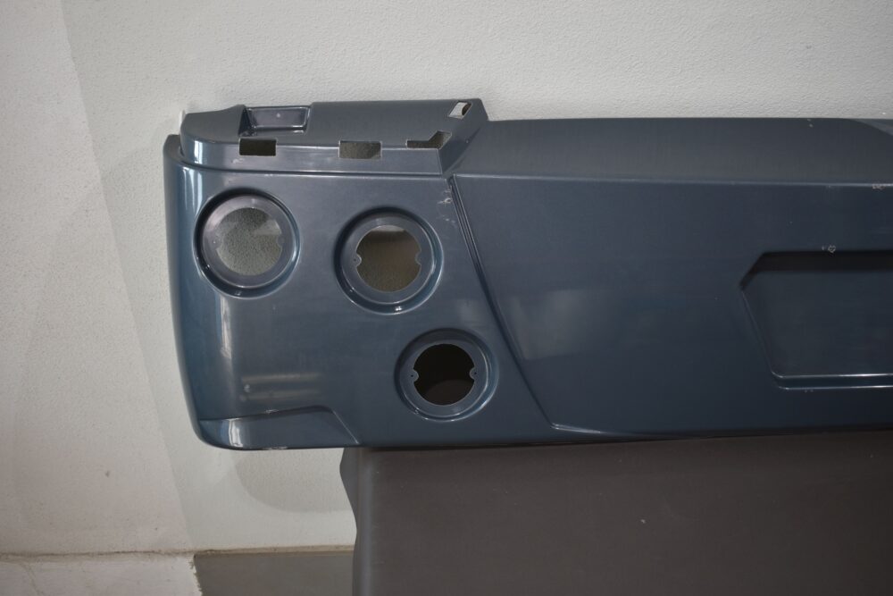Heckstoßstange Wohnmobil grau; 2260x415mm – Bild 3