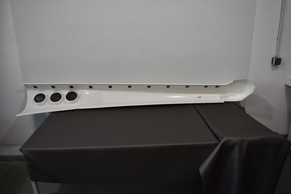 Eura Mobil Seitenverkleidung 2280x375mm – Bild 9