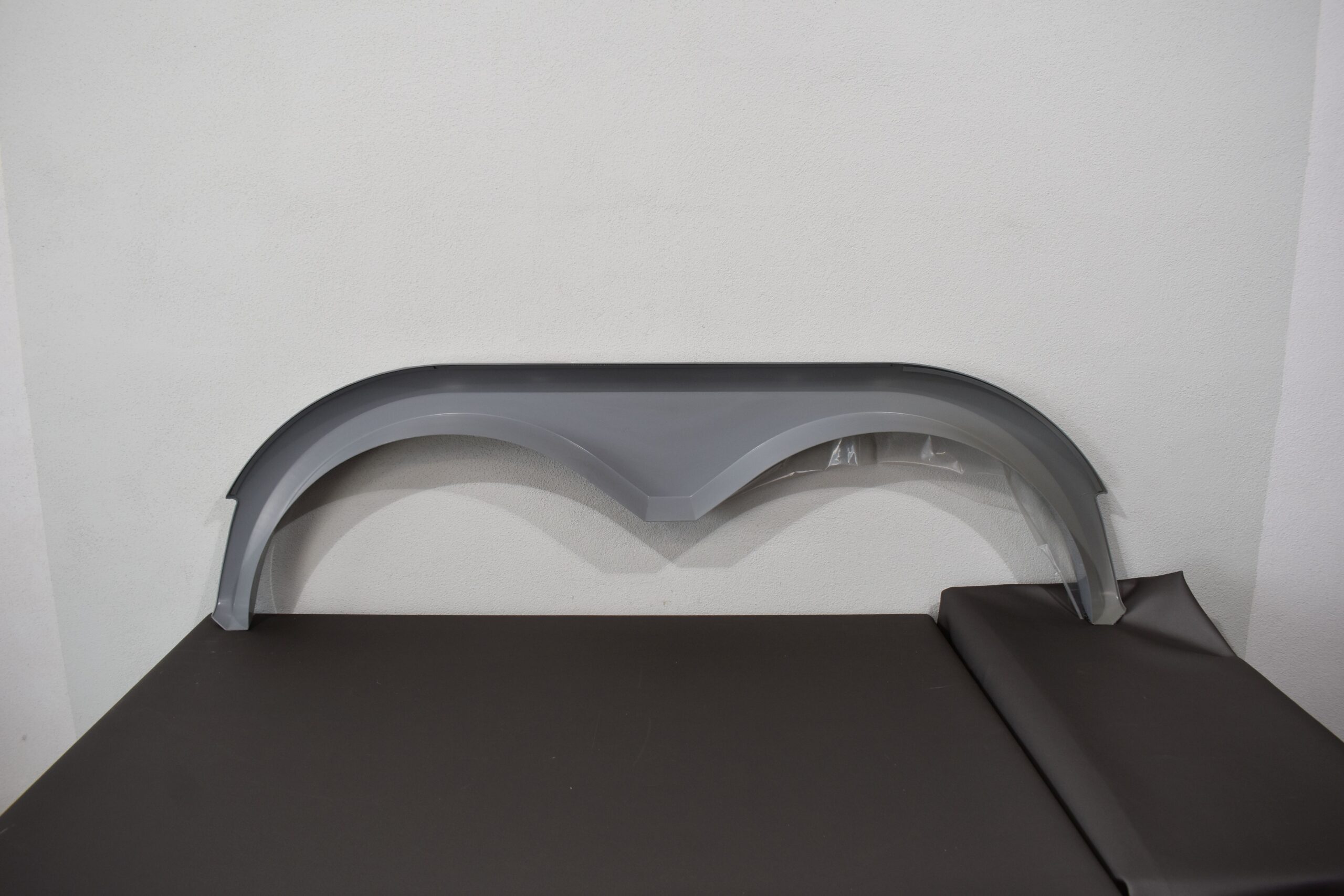 Niesmann und Bischoff Tandemachse Radlauf grau; 290x1710 – Bild 6