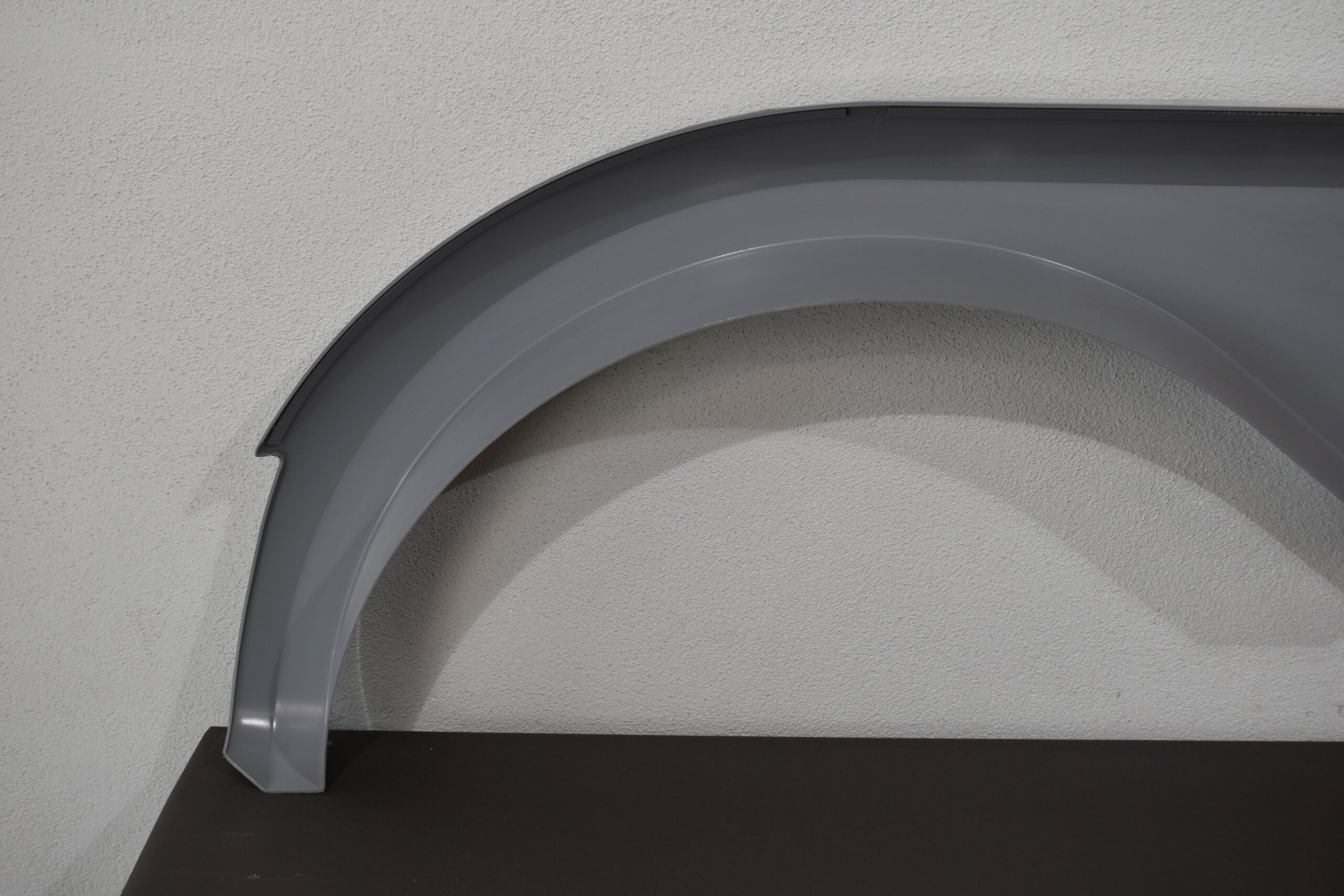 Niesmann und Bischoff Tandemachse Radlauf grau; 290x1710 – Bild 7