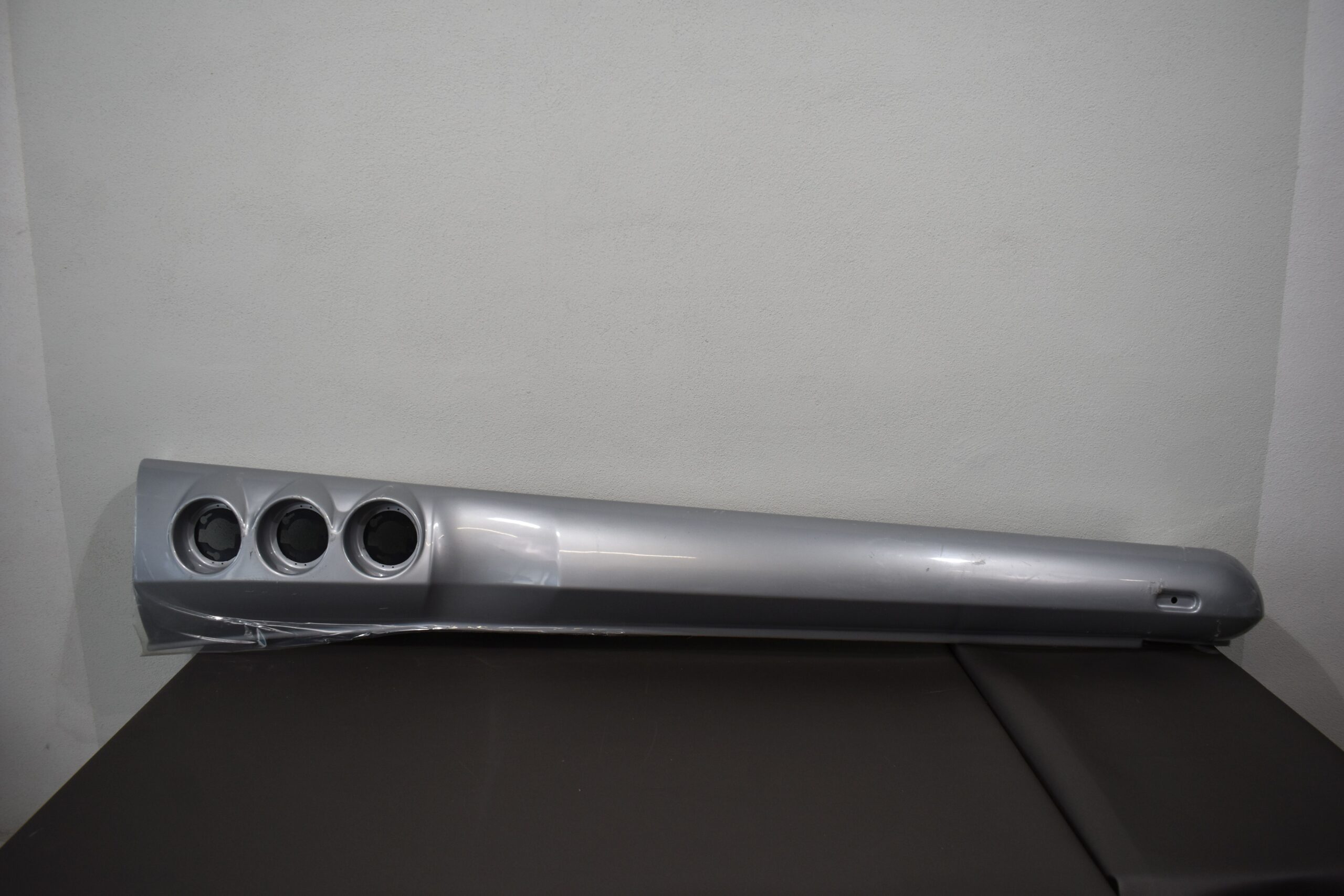 Eura Mobil Leuchtenträger / Heckverkleidung grau – Bild 2