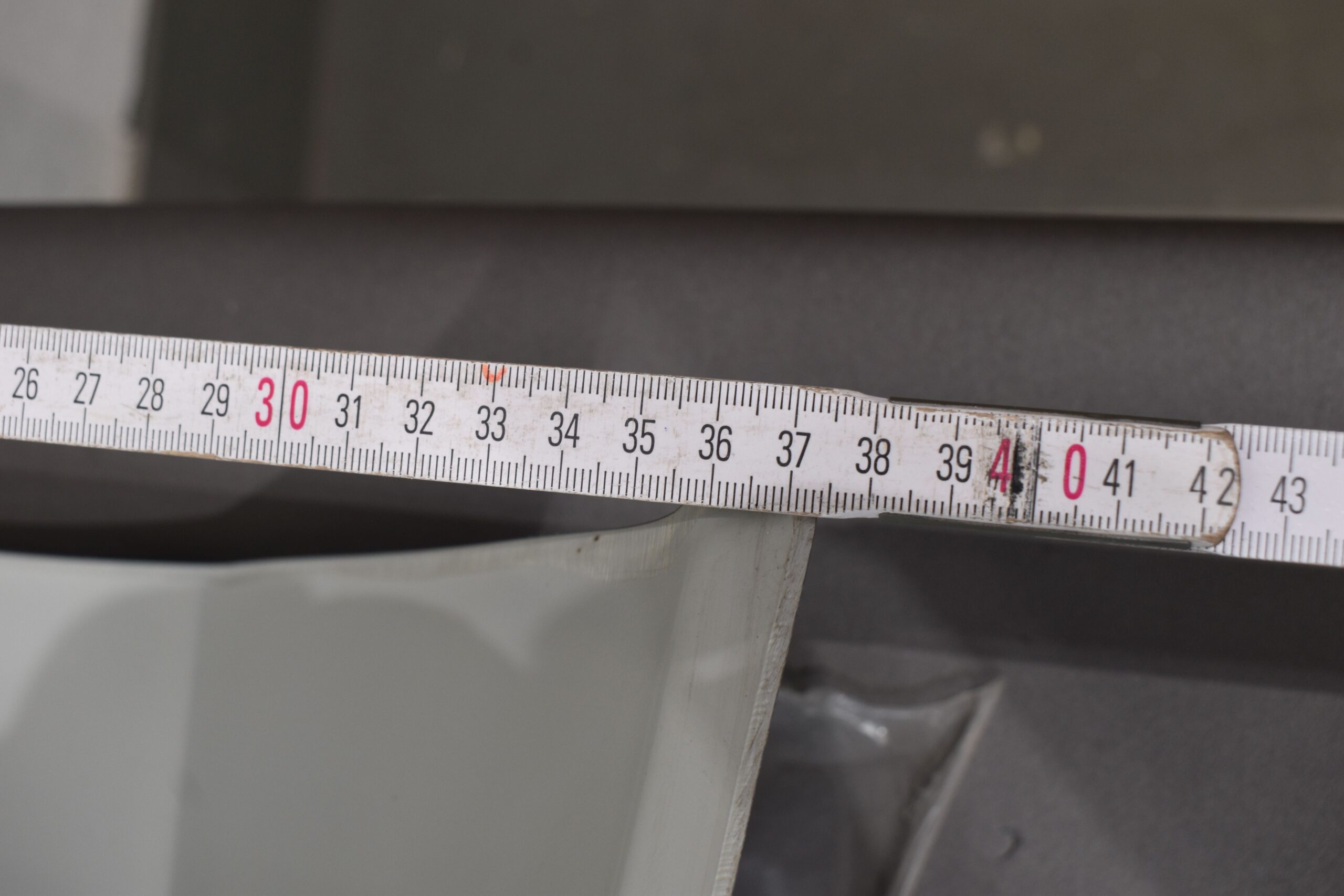 Eura Mobil Leuchtenträger / Heckverkleidung grau – Bild 17