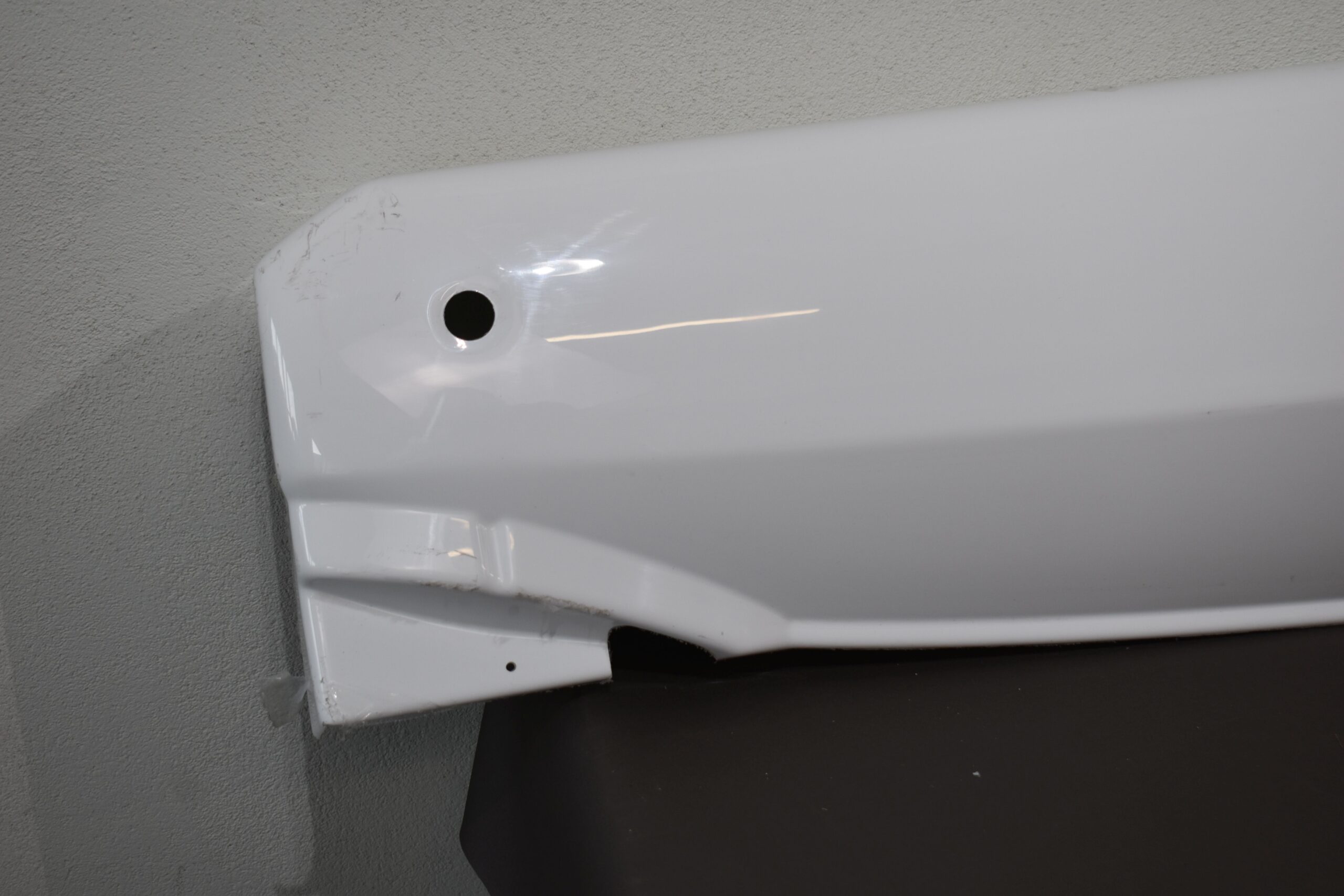 Eura Mobil Seitenverkleidung weiß; 2100x350mm – Bild 3