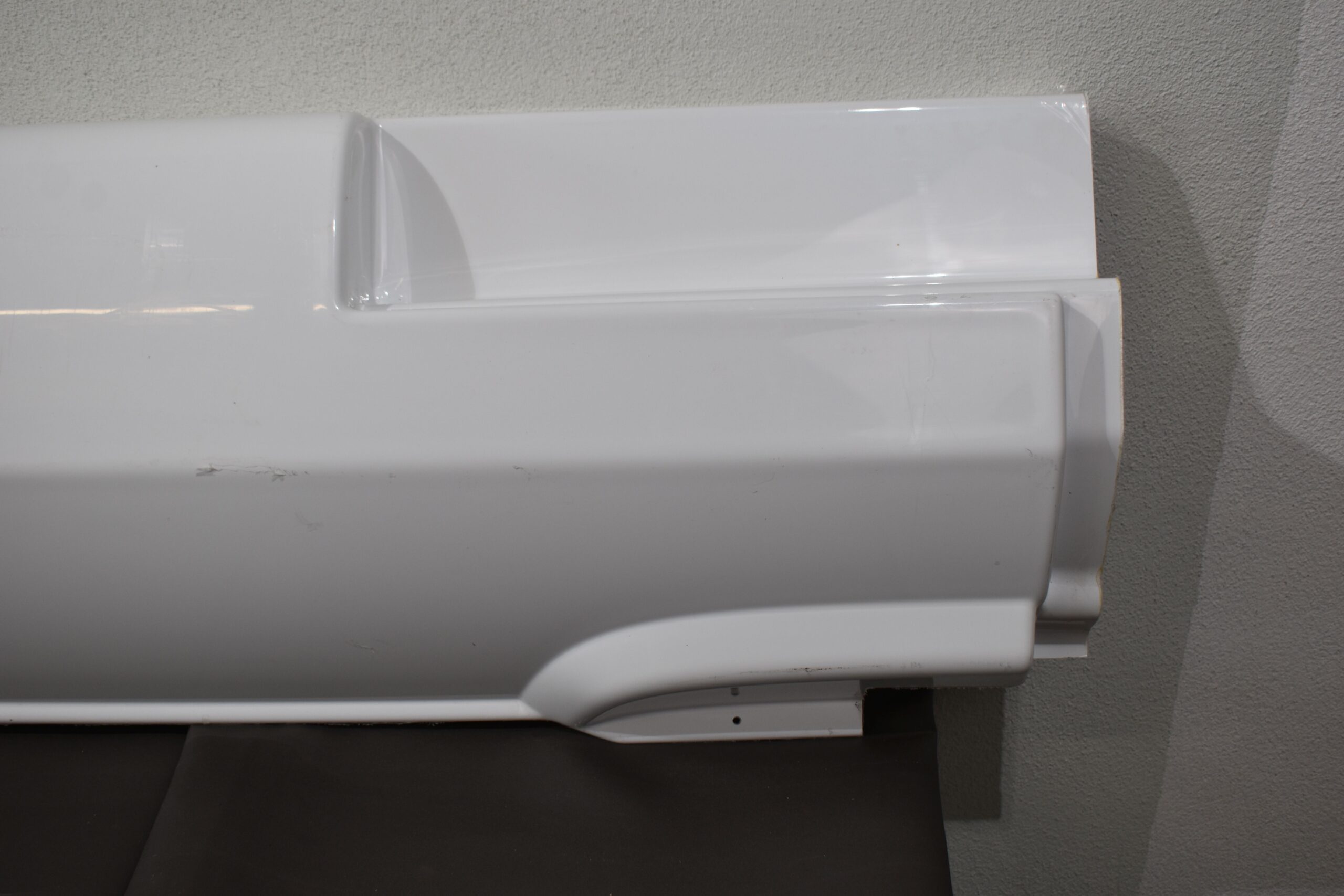 Eura Mobil Seitenverkleidung weiß; 2100x350mm – Bild 5