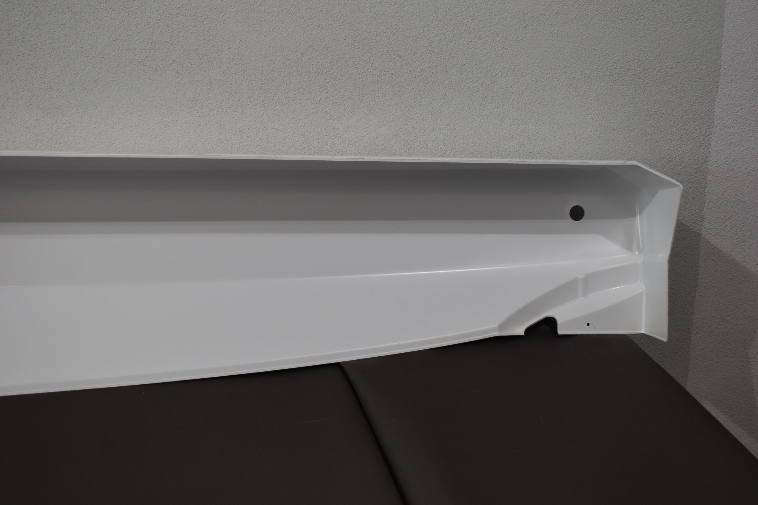 Eura Mobil Seitenverkleidung weiß; 2100x350mm – Bild 9