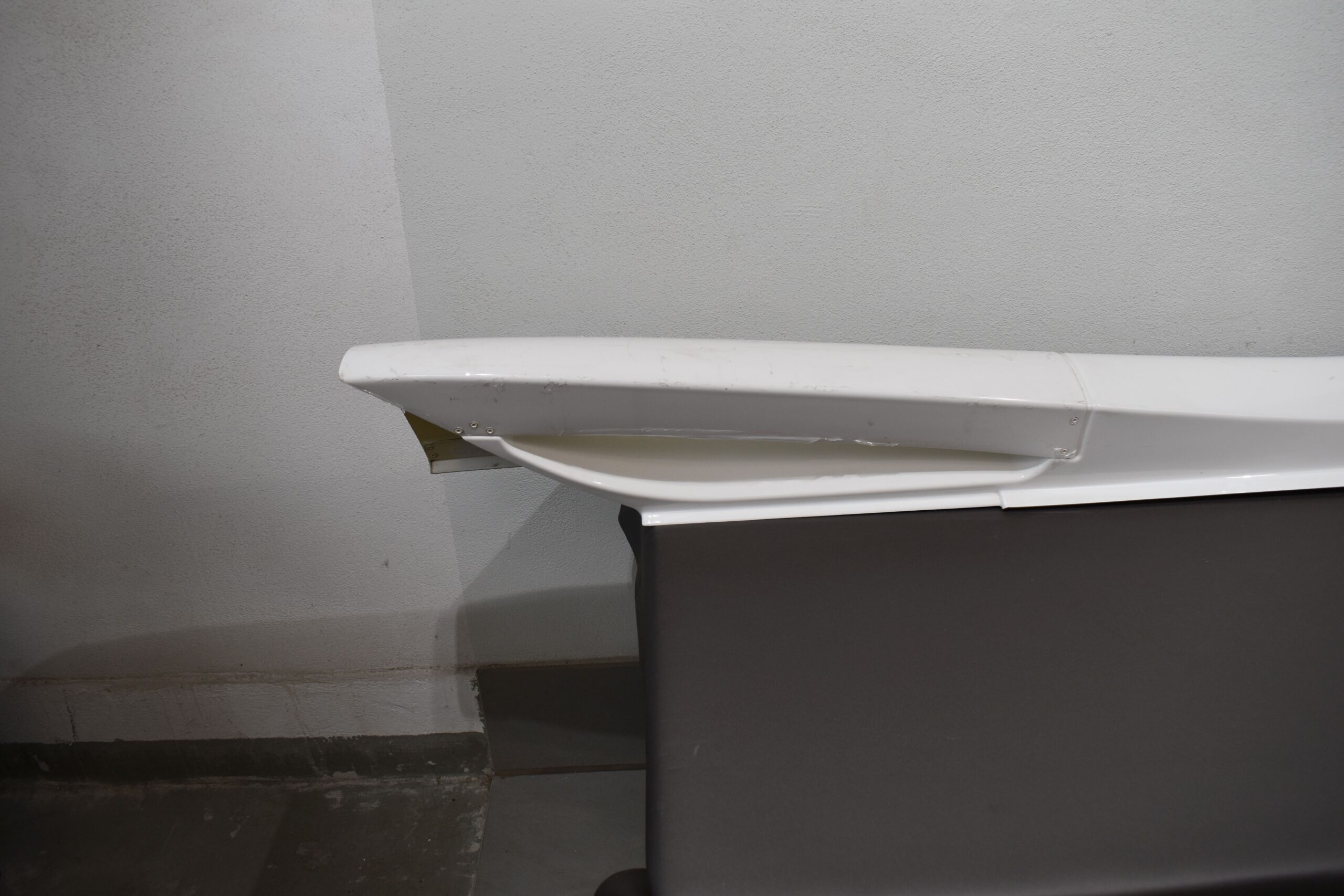 Eura Mobil Wohnmobil Seitenverkleidung weiß; 2410x145mm – Bild 7