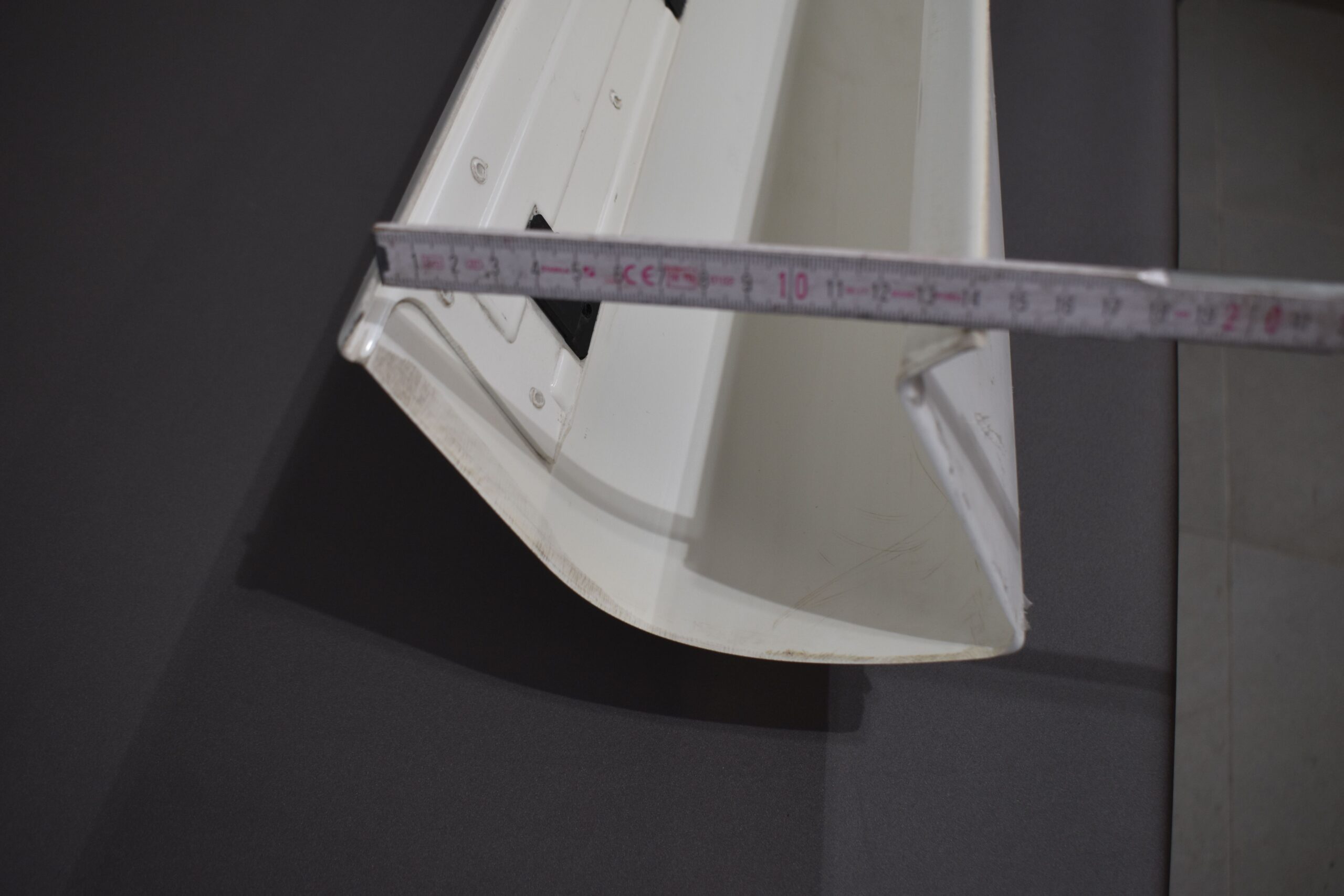 Eura Mobil Wohnmobil Seitenverkleidung weiß; 2410x145mm – Bild 18