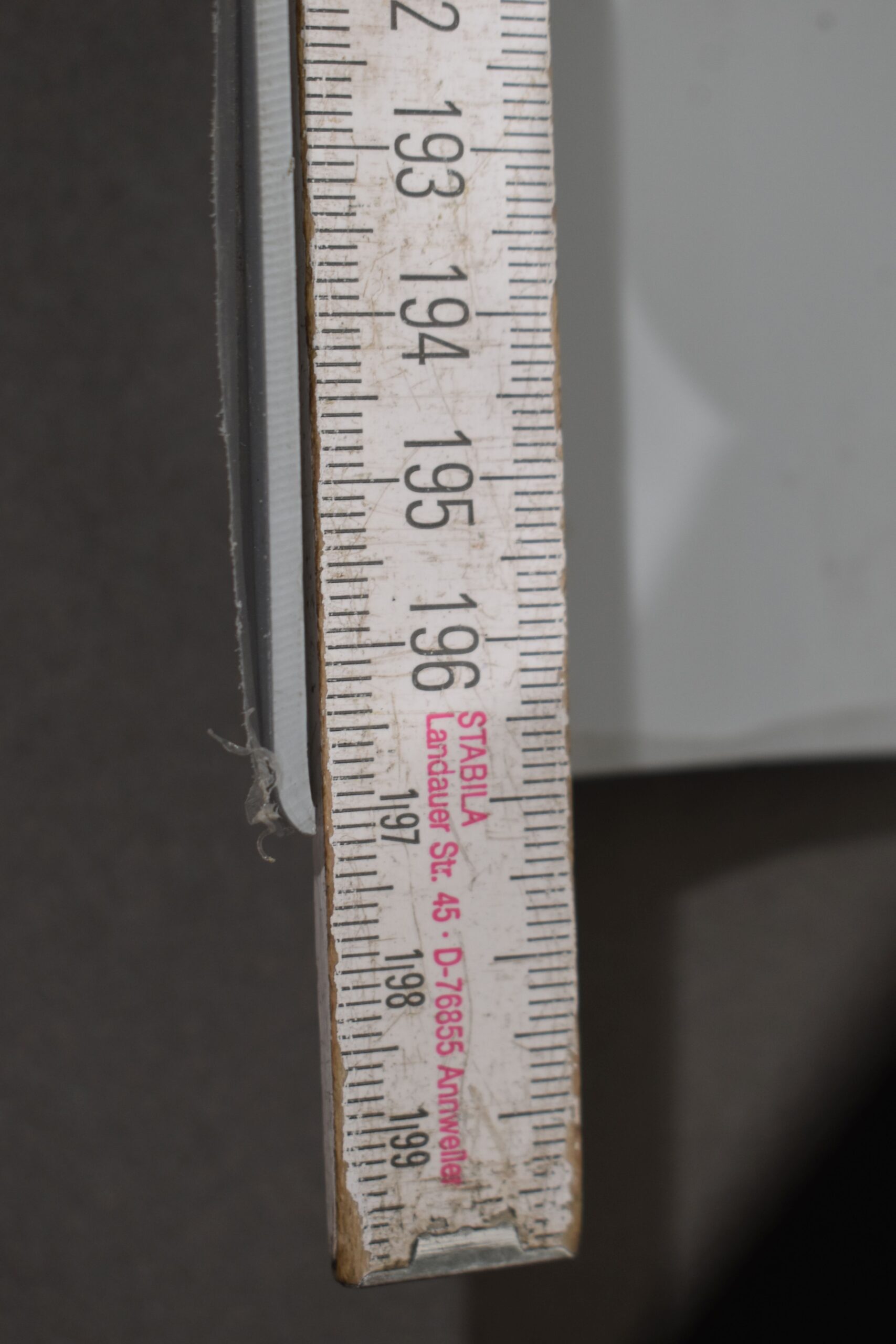 Eura Mobil Verkleidungsteil gerade; 1970x320mm – Bild 12