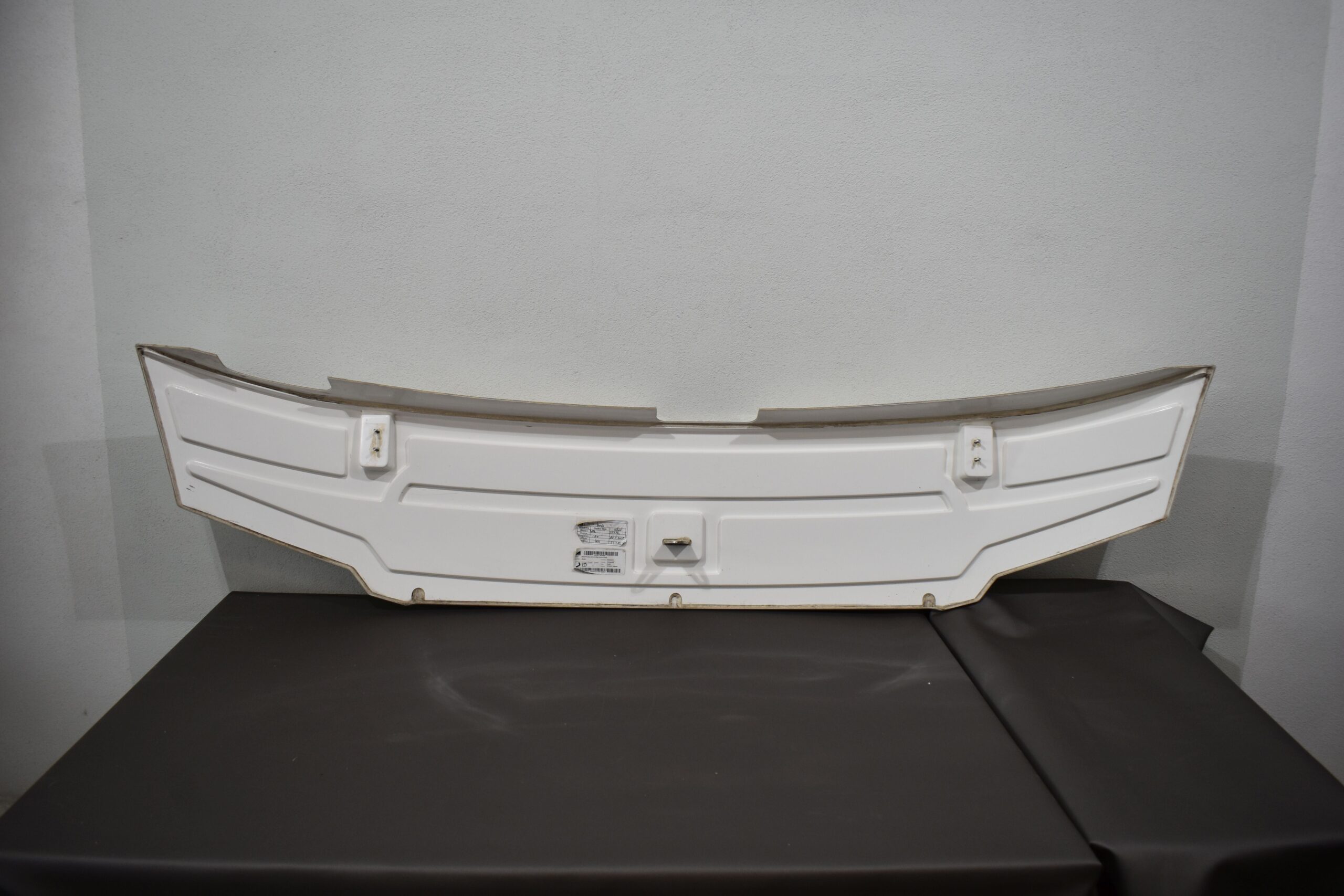 Eura Mobil Motorhaube zweischalig Außenschale – Bild 10