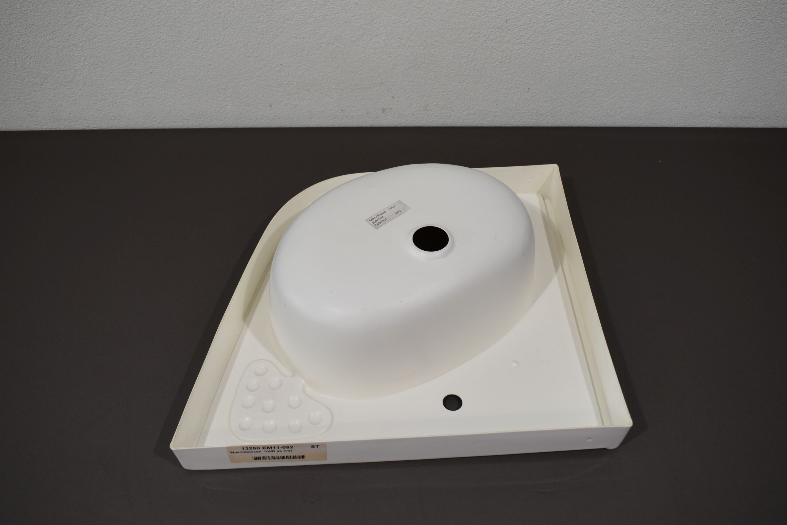 Eura Mobil Waschbecken weiß; ab 7/91 – Bild 8