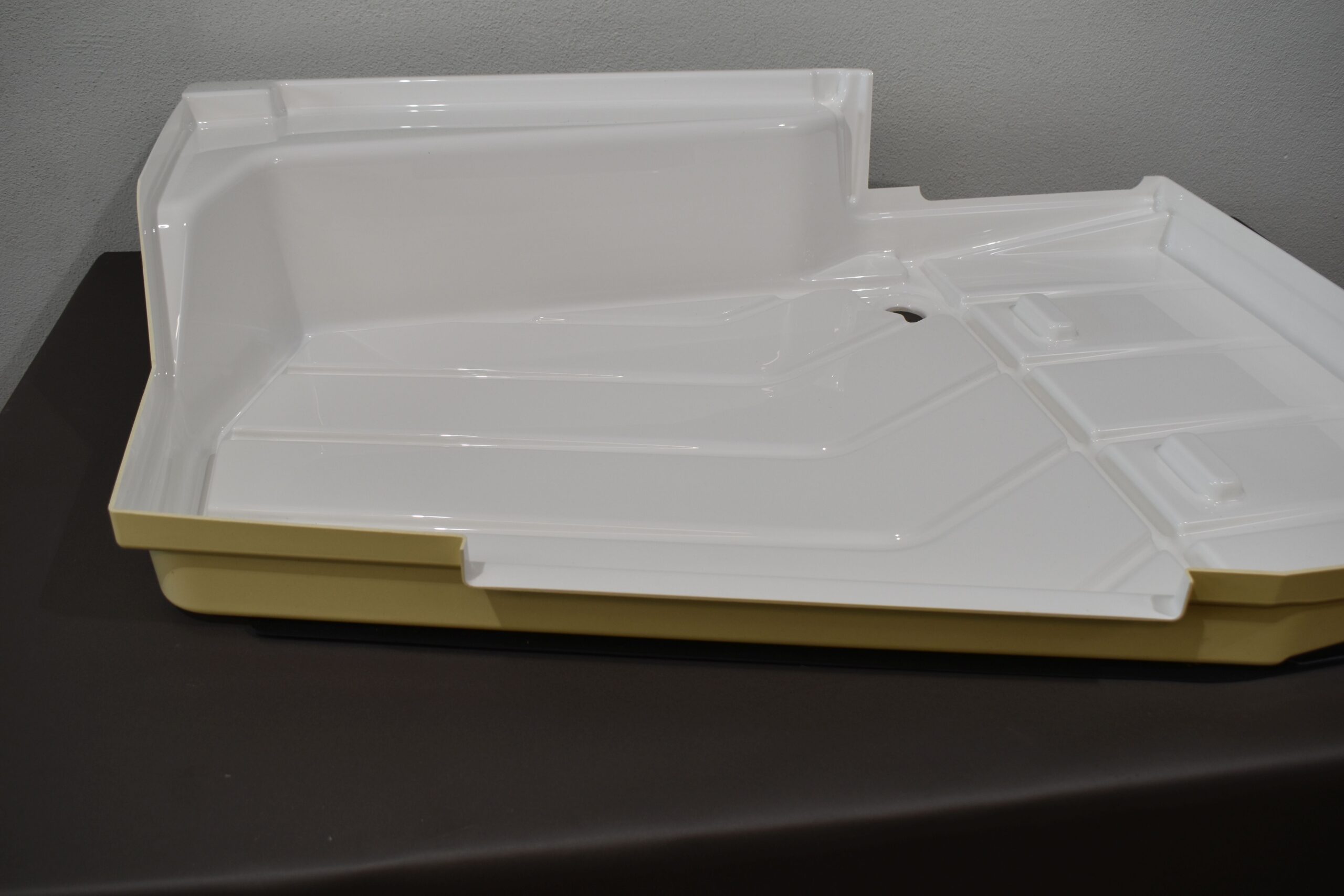 Eura Mobil Duschtasse / Duschwanne 1080x685mm – Bild 7