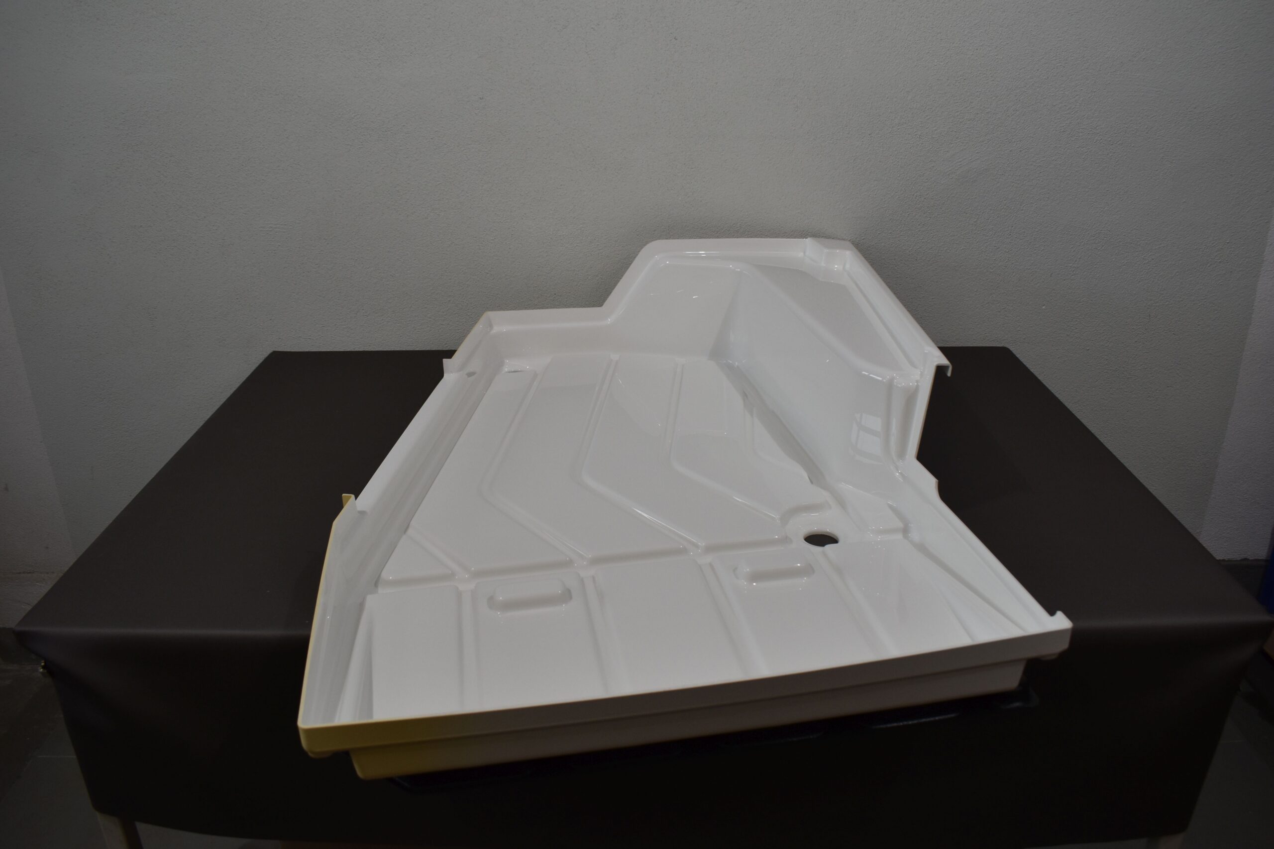 Eura Mobil Duschtasse / Duschwanne 1080x685mm – Bild 8