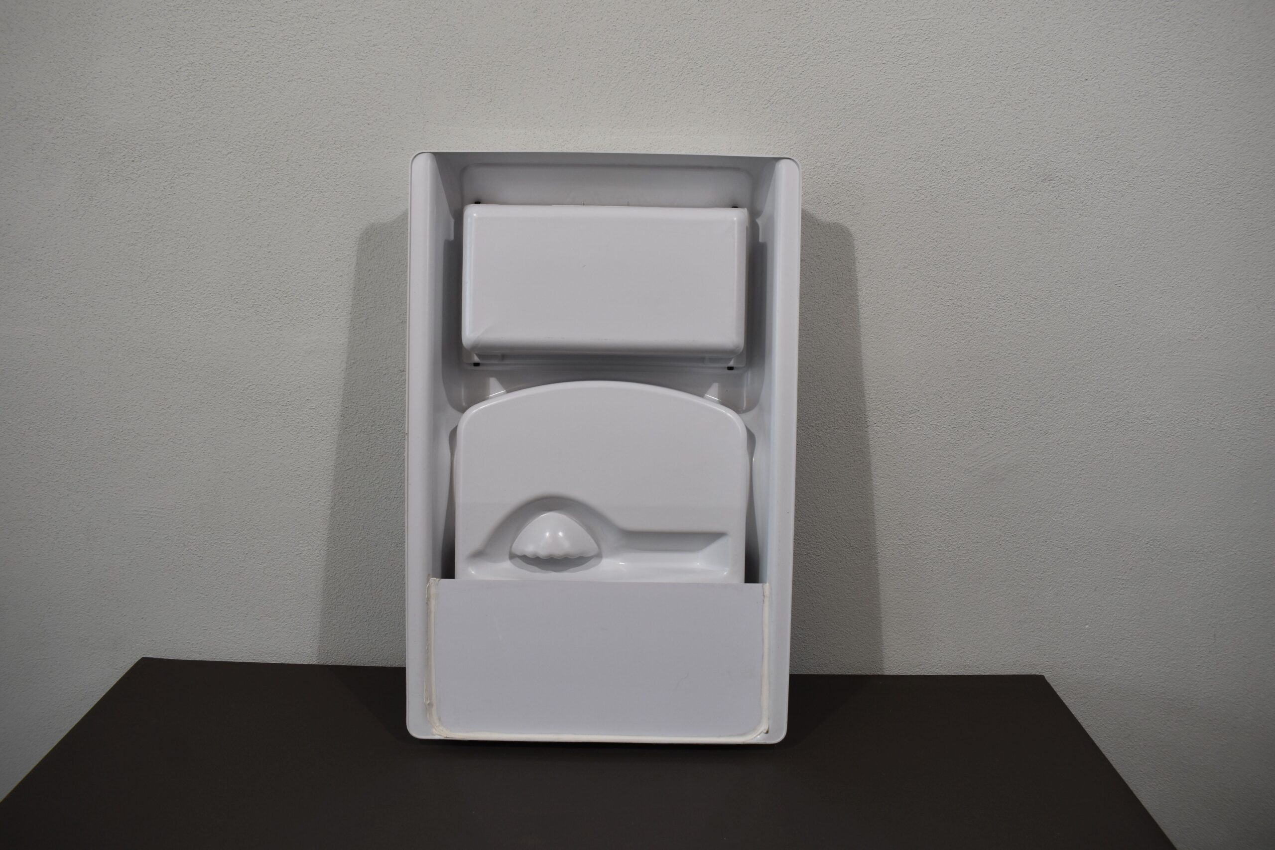 Reimo Klappwaschbecken mit Spiegel und Stauraum – Bild 8