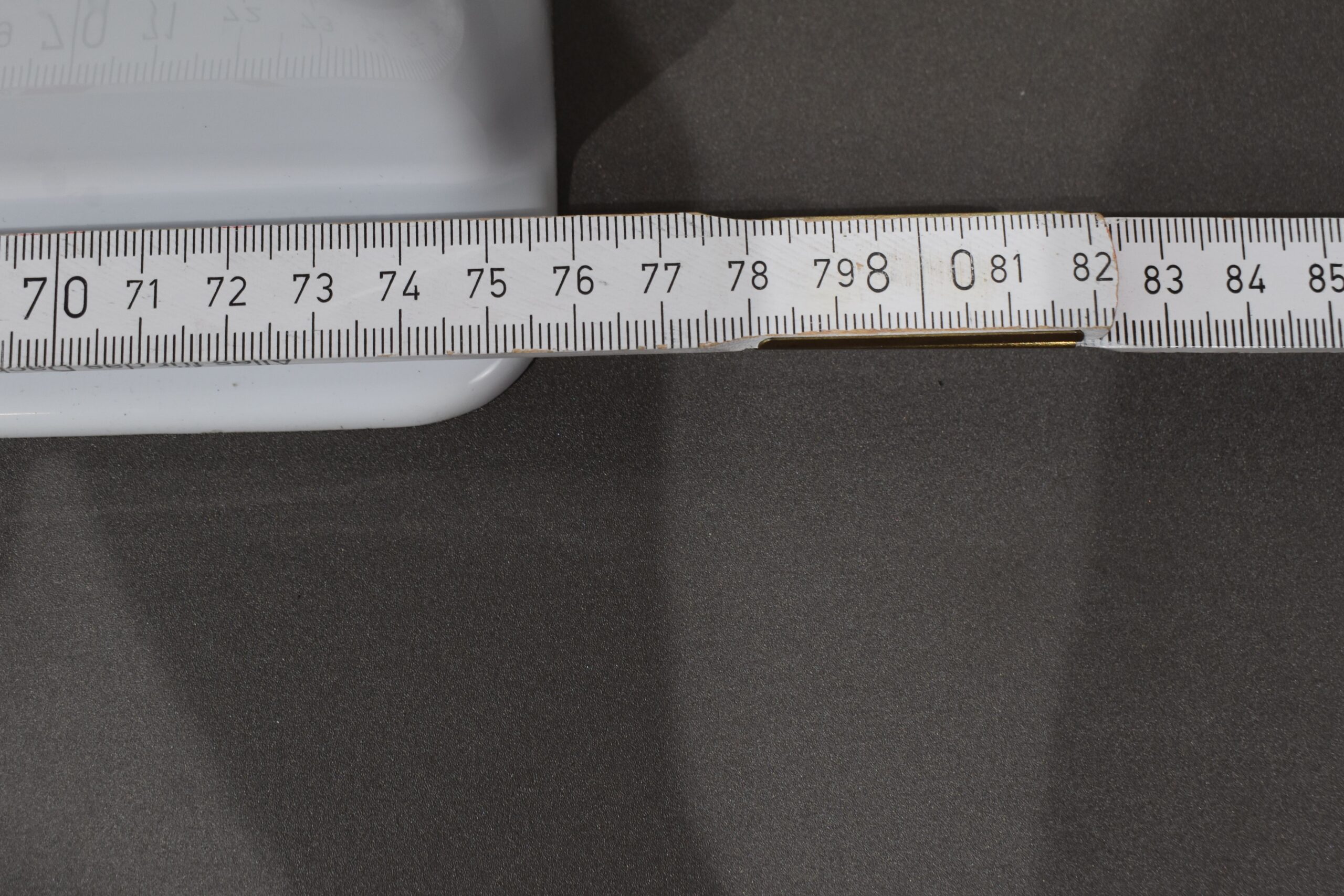 Reimo Klappwaschbecken mit Spiegel und Stauraum – Bild 14