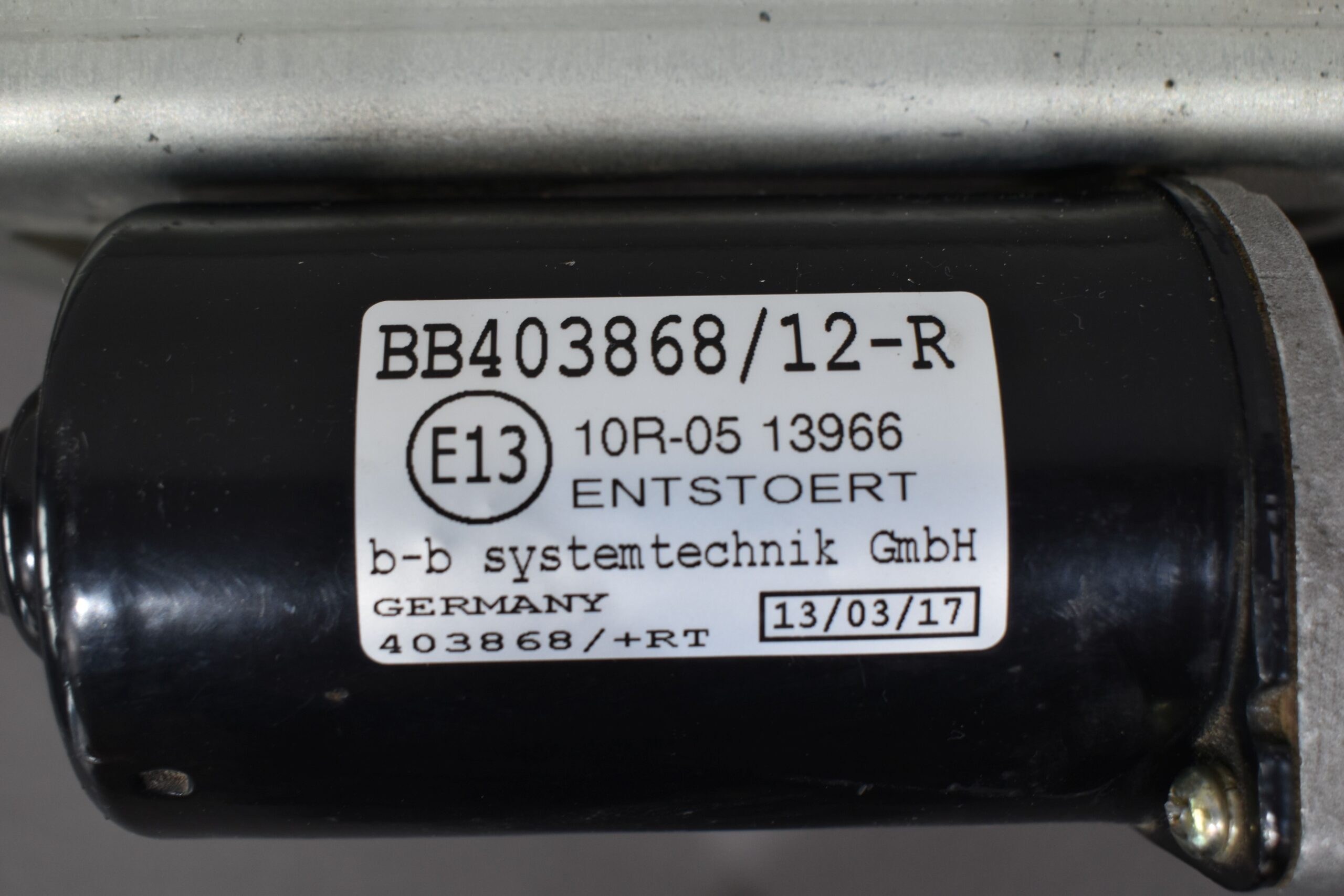 Scheibenwischmotor mit Arm BB403868 – Bild 11