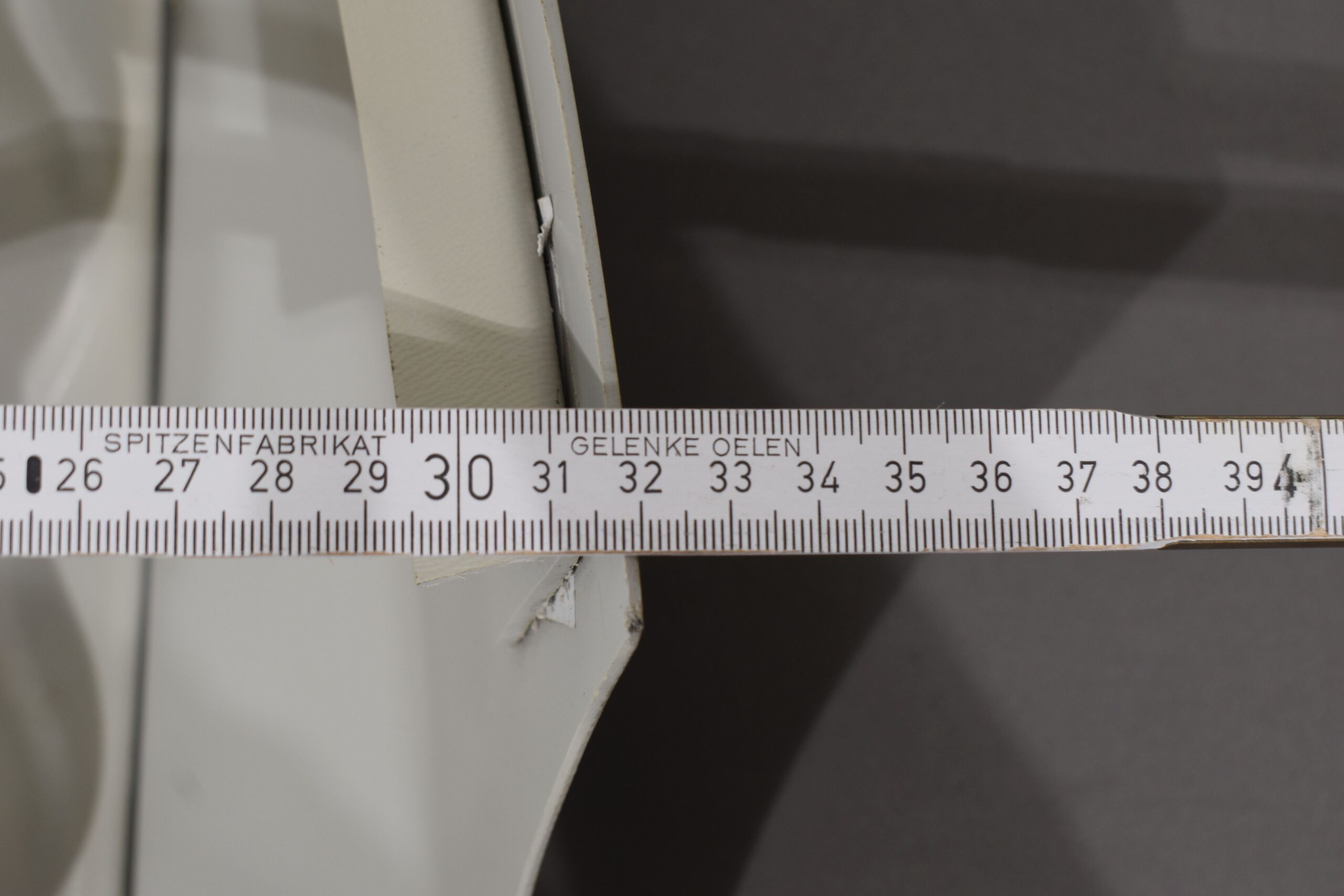 Eura Mobil Heckleuchtenträger – Bild 20