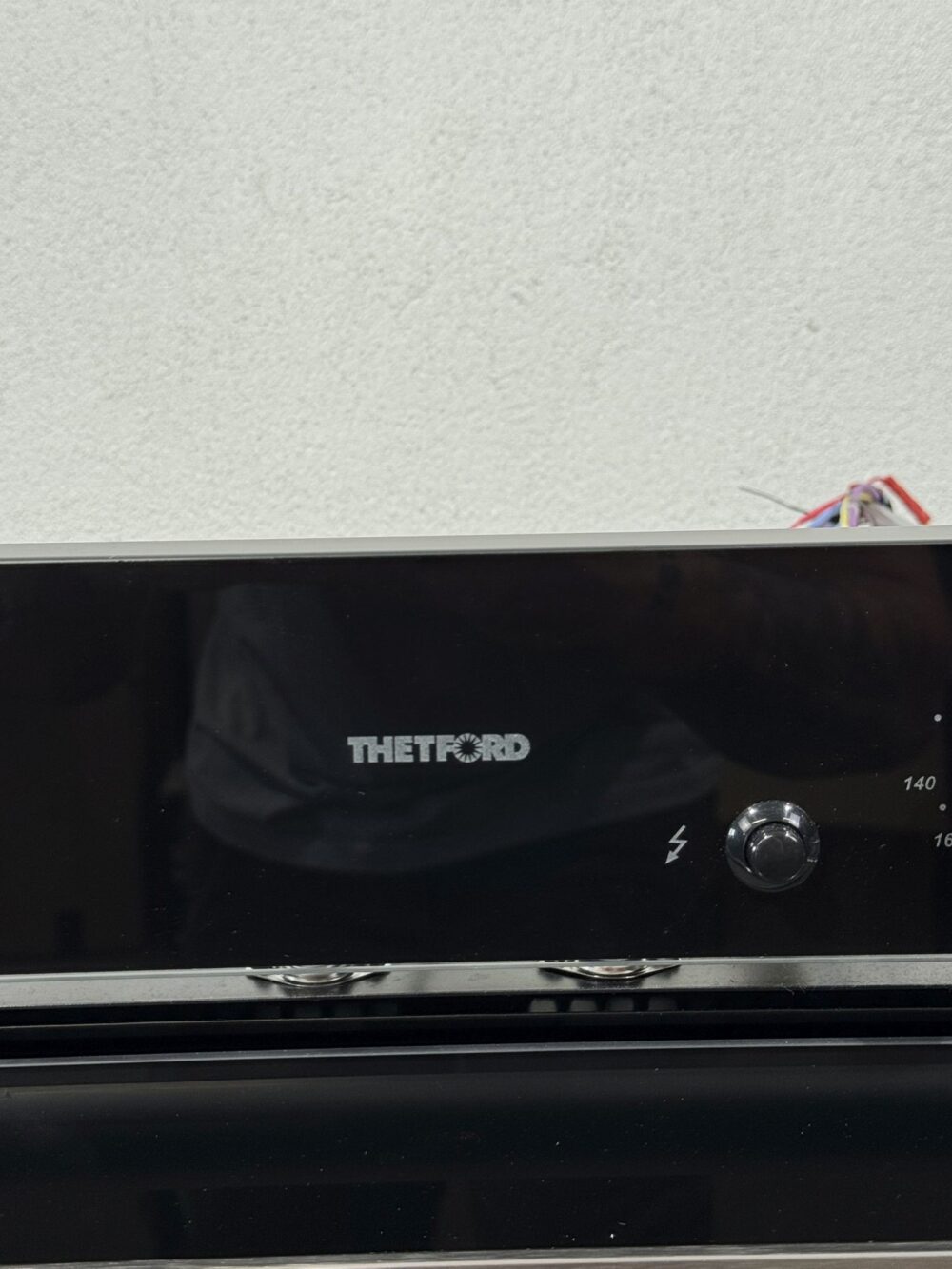 Thetford Backofen SOG10955 für Wohnmobil – Bild 3