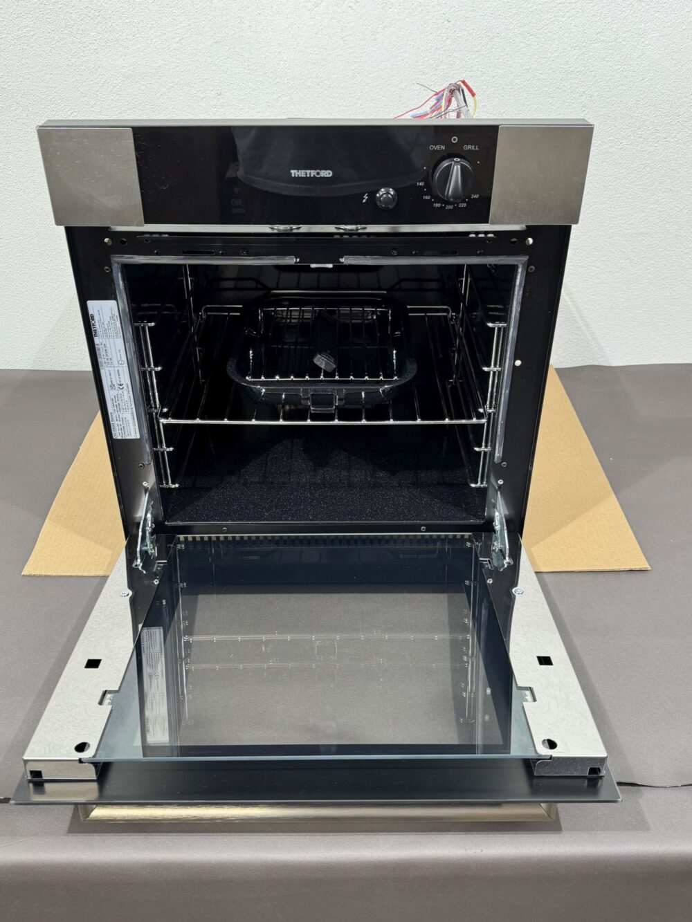 Thetford Backofen SOG10955 für Wohnmobil – Bild 5