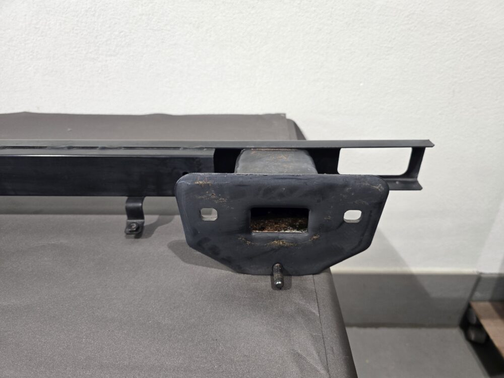 Heckschürzen Träger / Stoßstangen Traverse hinten Prallschutz – Bild 3