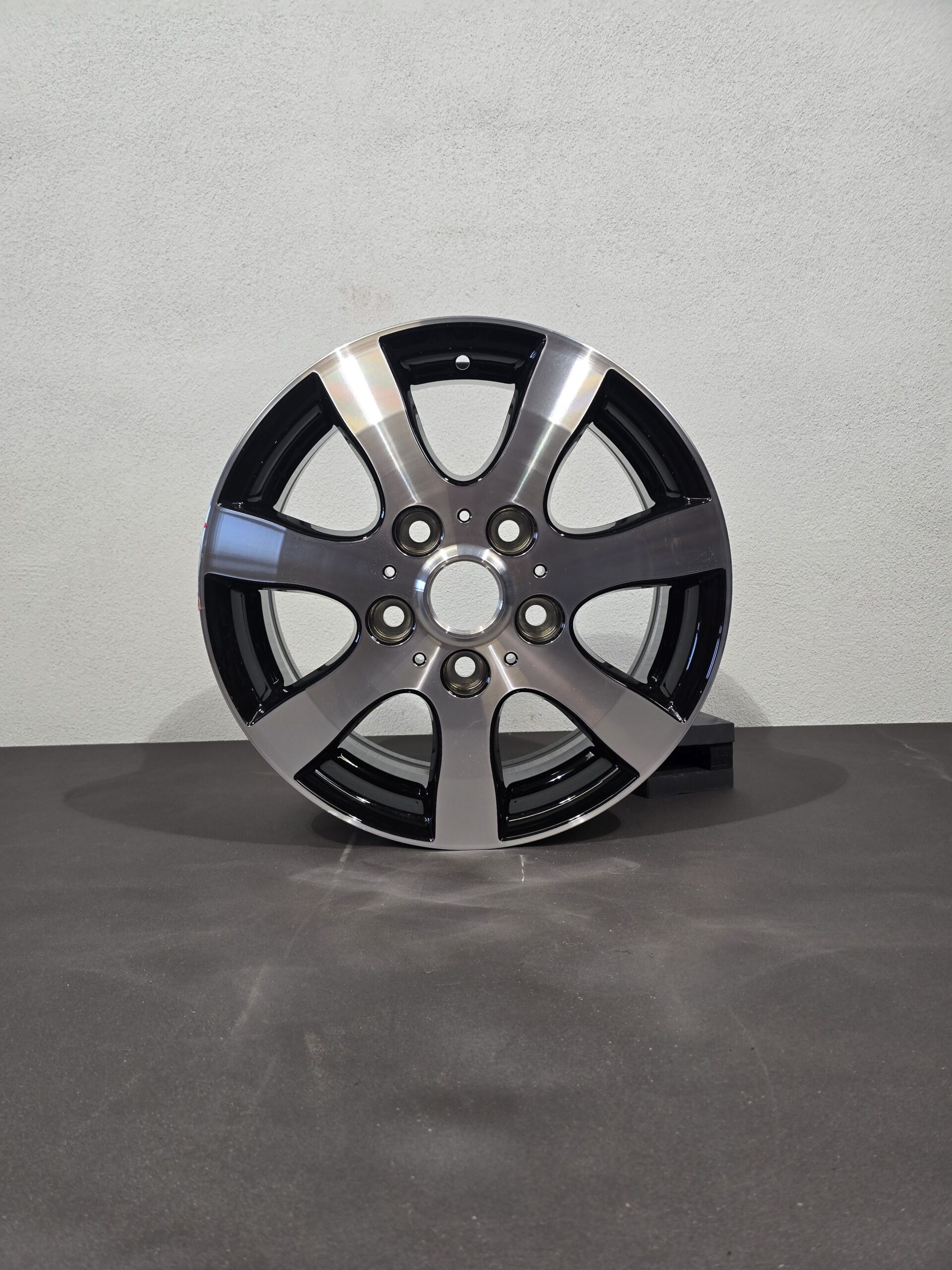 Tomason Alufelge schwarz/ silber, 6,5 J X 16 H2