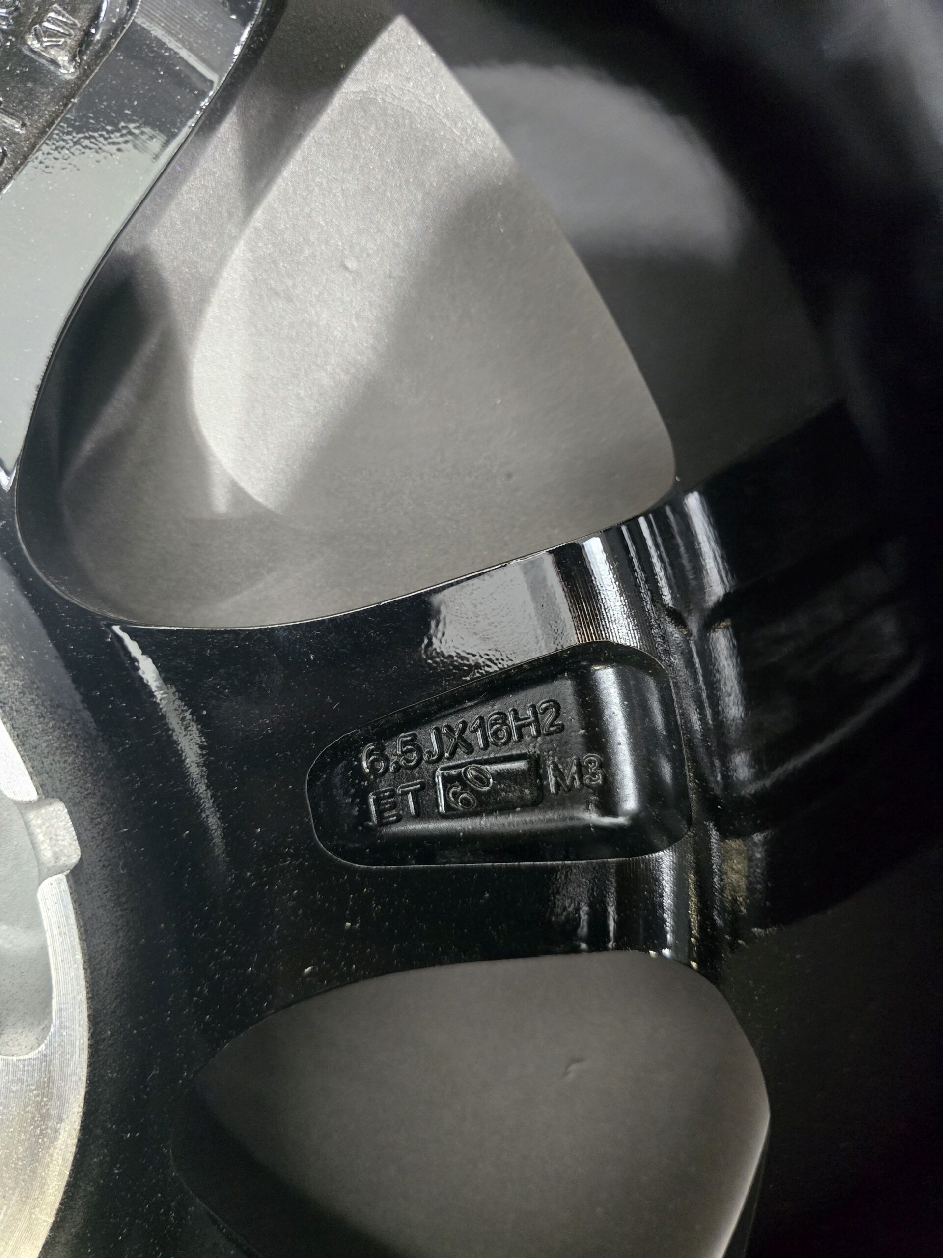 Tomason Alufelge schwarz/ silber, 6,5 J X 16 H2 – Bild 3