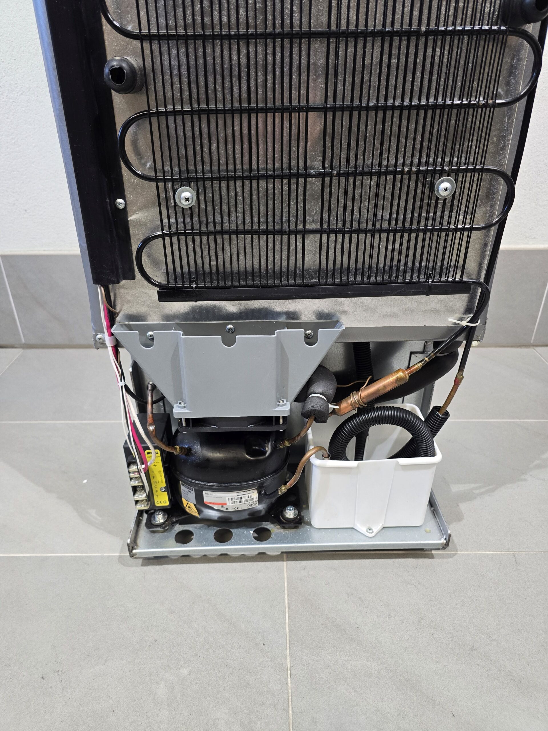 Thetford Kompressorkühlschrank T 1152-N – Bild 9