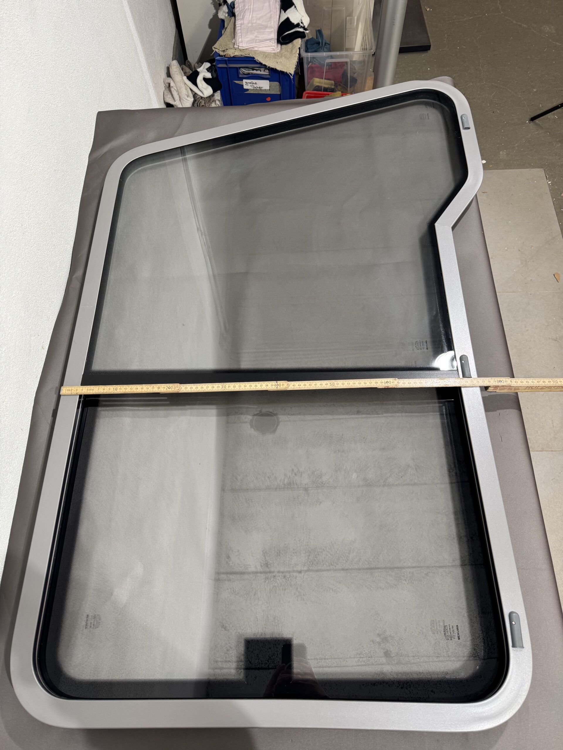 Mekuwa Schiebefenster Beifahrerseite grau 43-R001410 – Bild 3