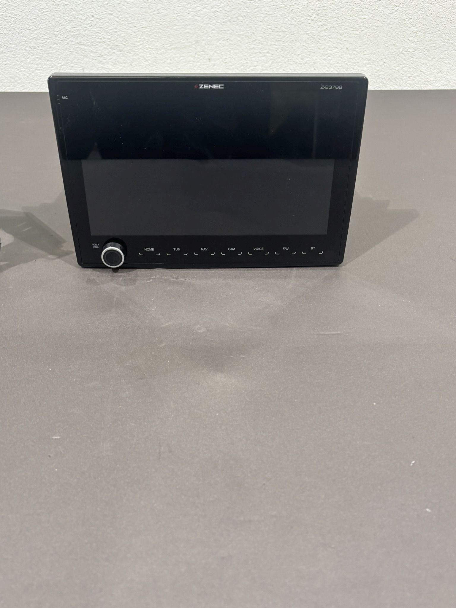 Zenec Navigationssystem Z-E3766 – Bild 3