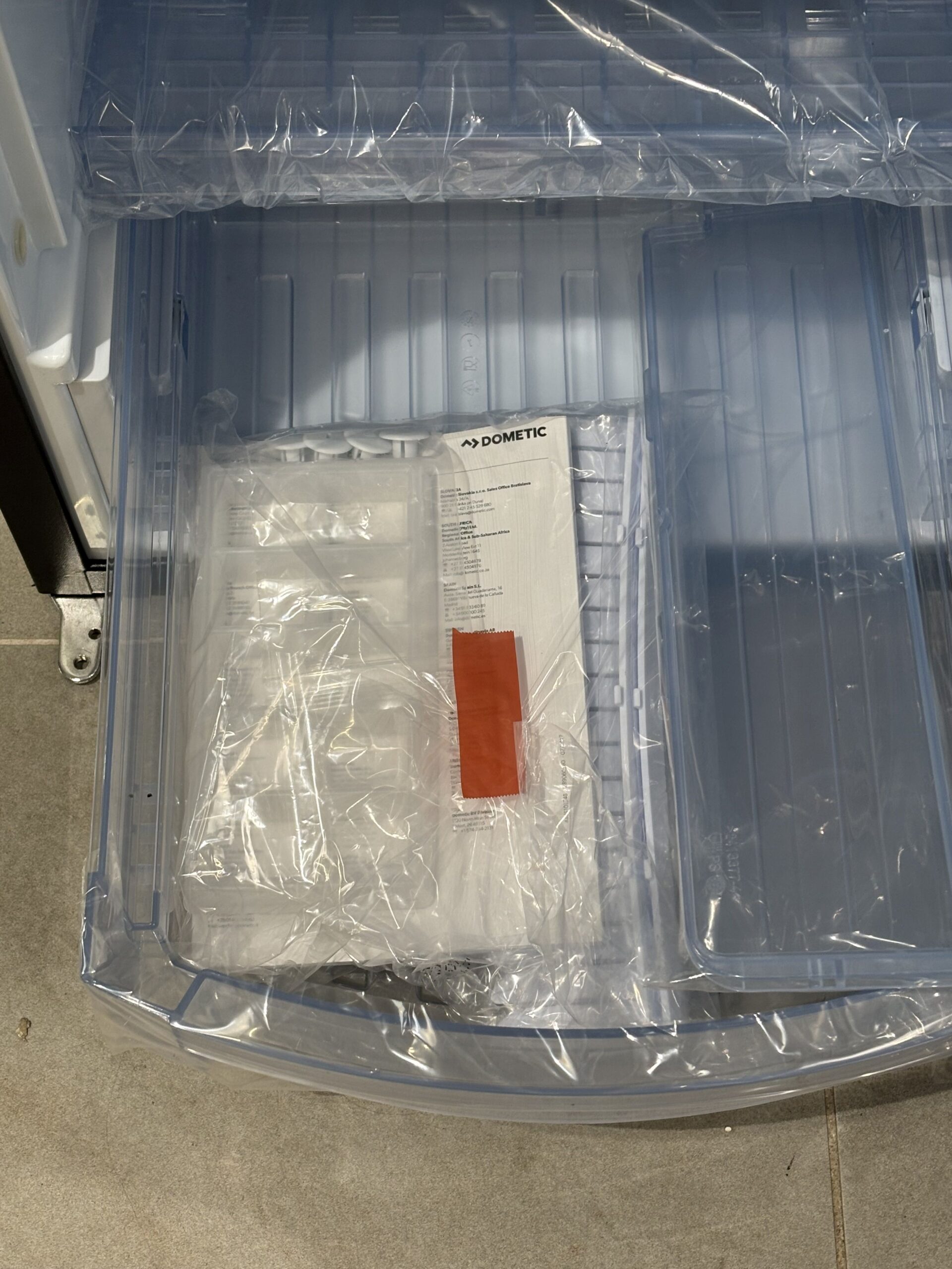 Dometic RMLT 9335 Kühlschrank + Backofen – Bild 6