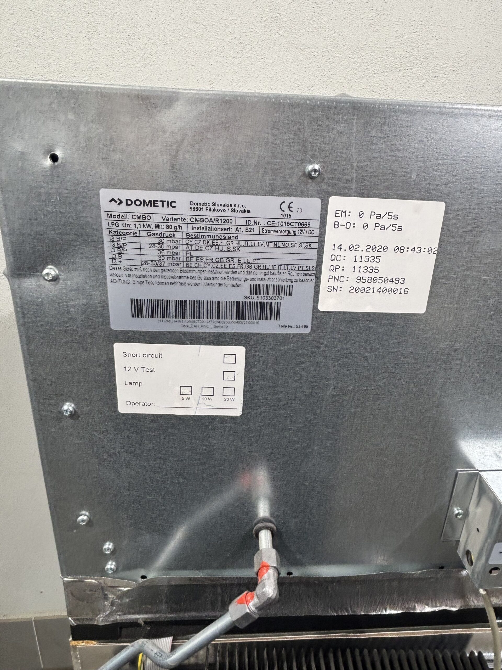 Dometic RMLT 9335 Kühlschrank + Backofen – Bild 12