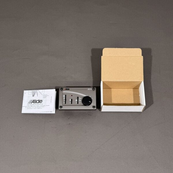 Alternative view of Alde 3010 Bedienteil